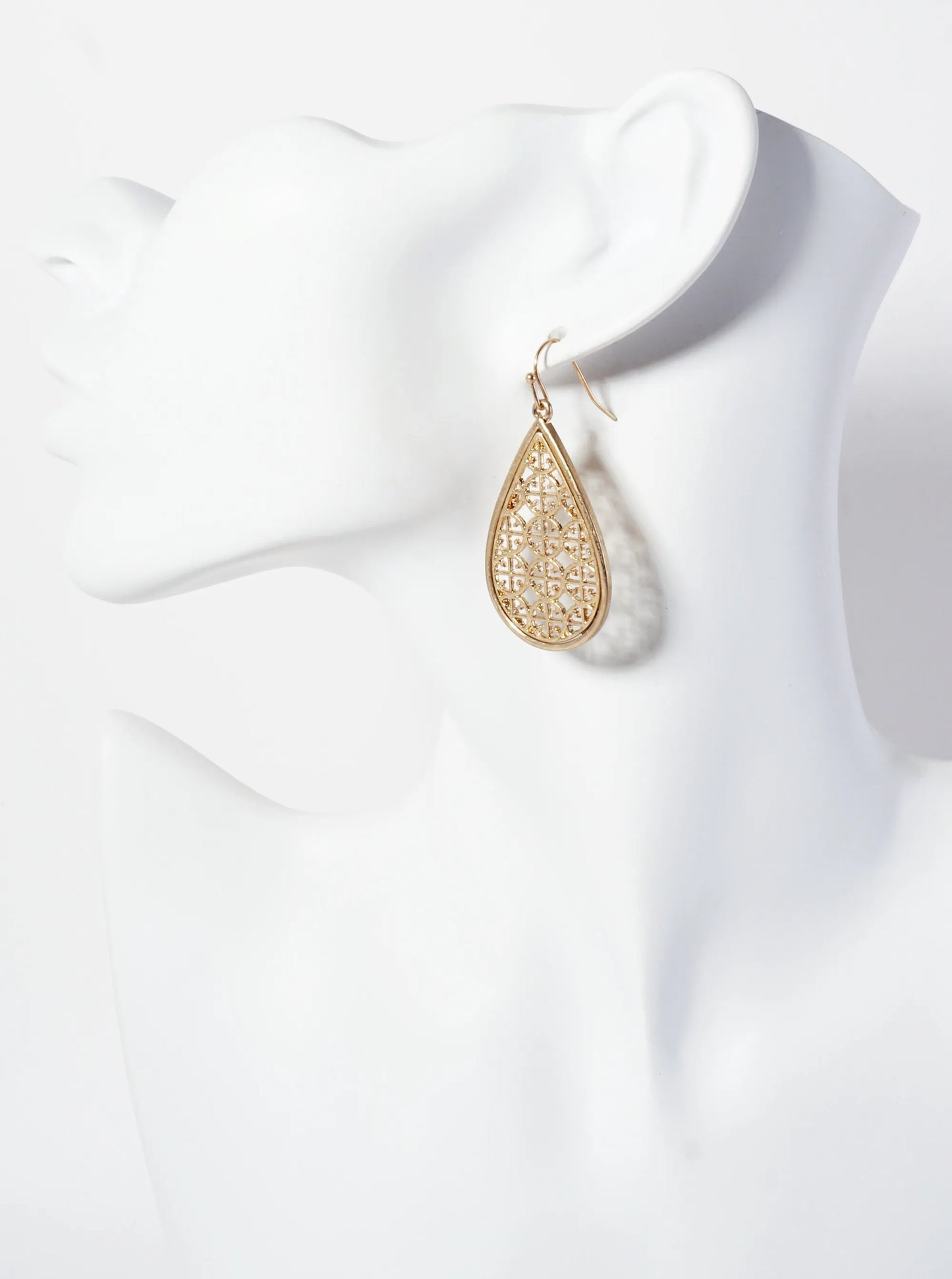 Metal Filigree Teardrop Dangle Earrings