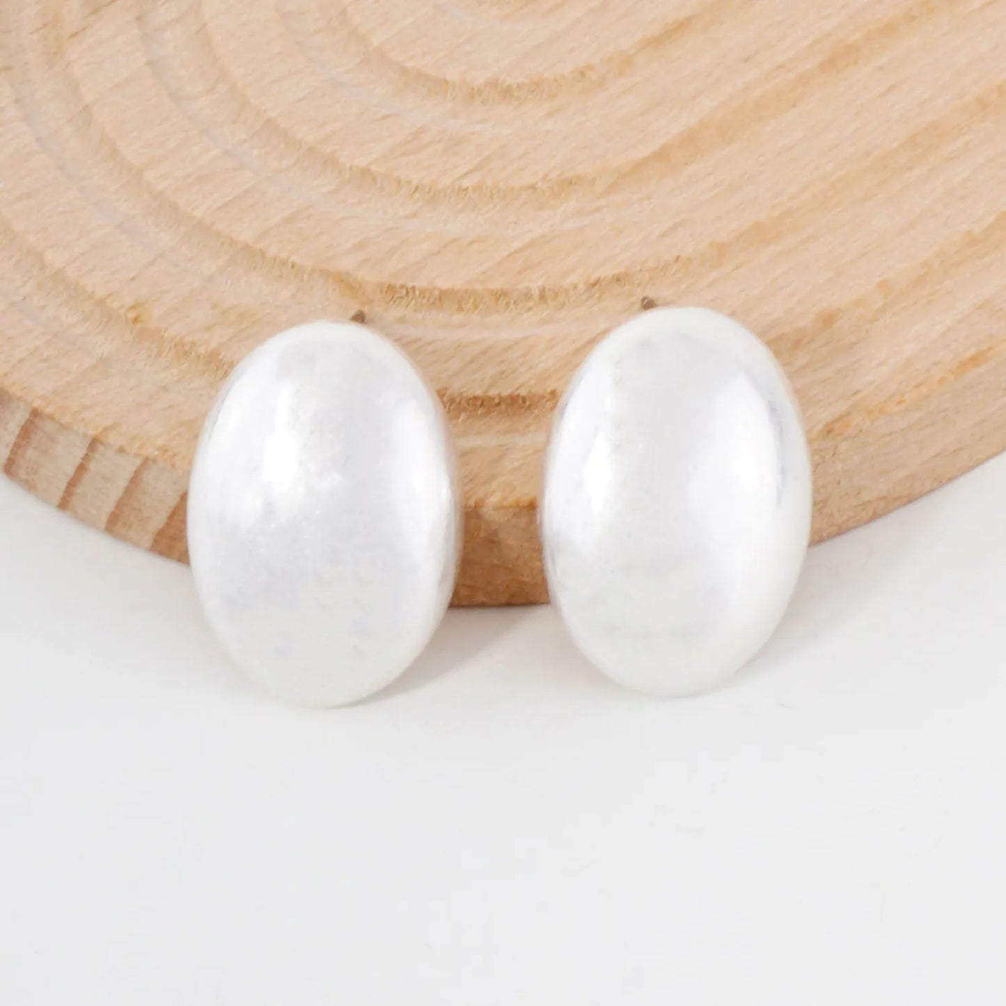 Metal Oval Shape Stud Earrings With-Titanium-Post