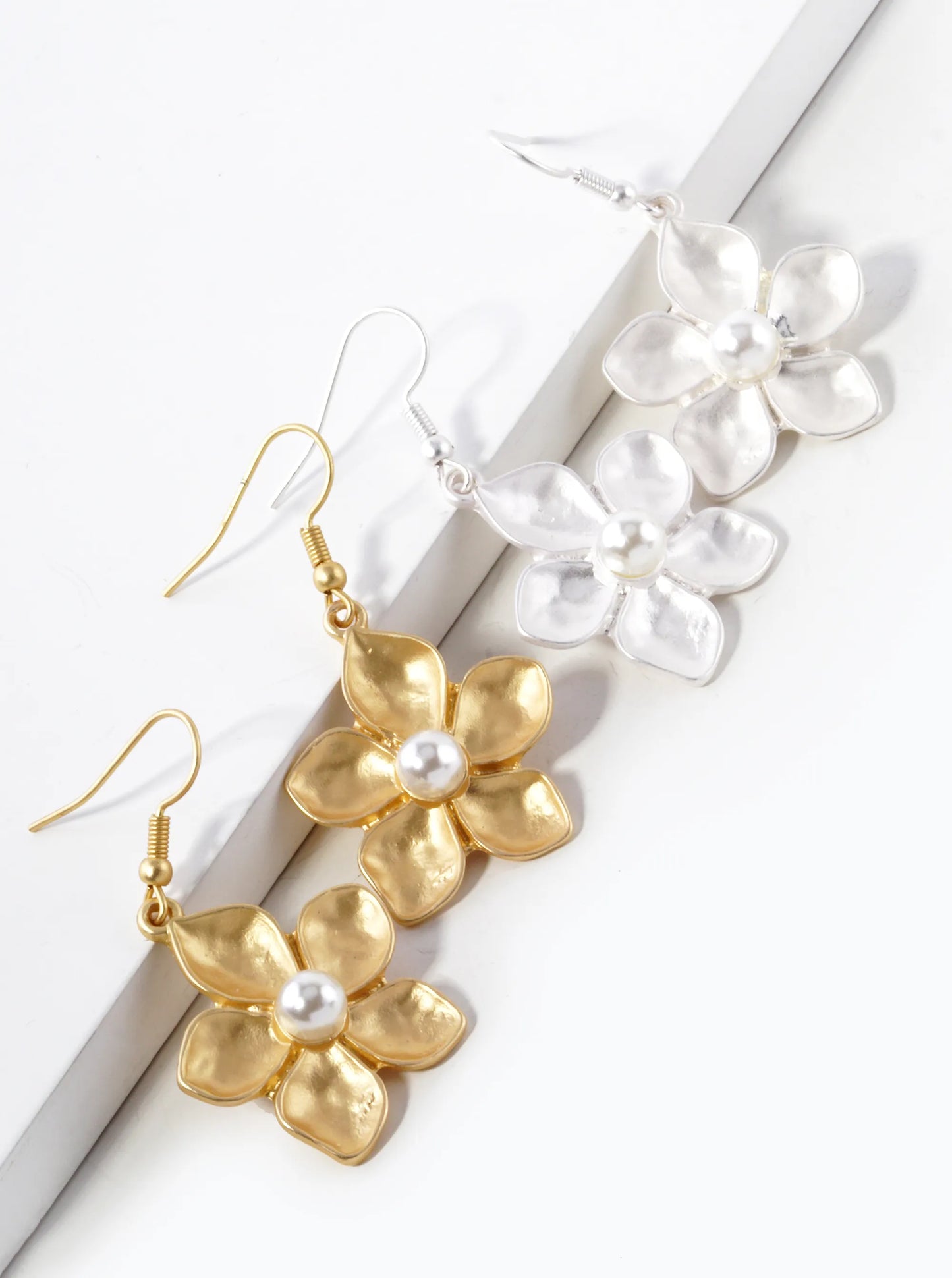 Metal Pearl Flower Dangle Drop Earrings