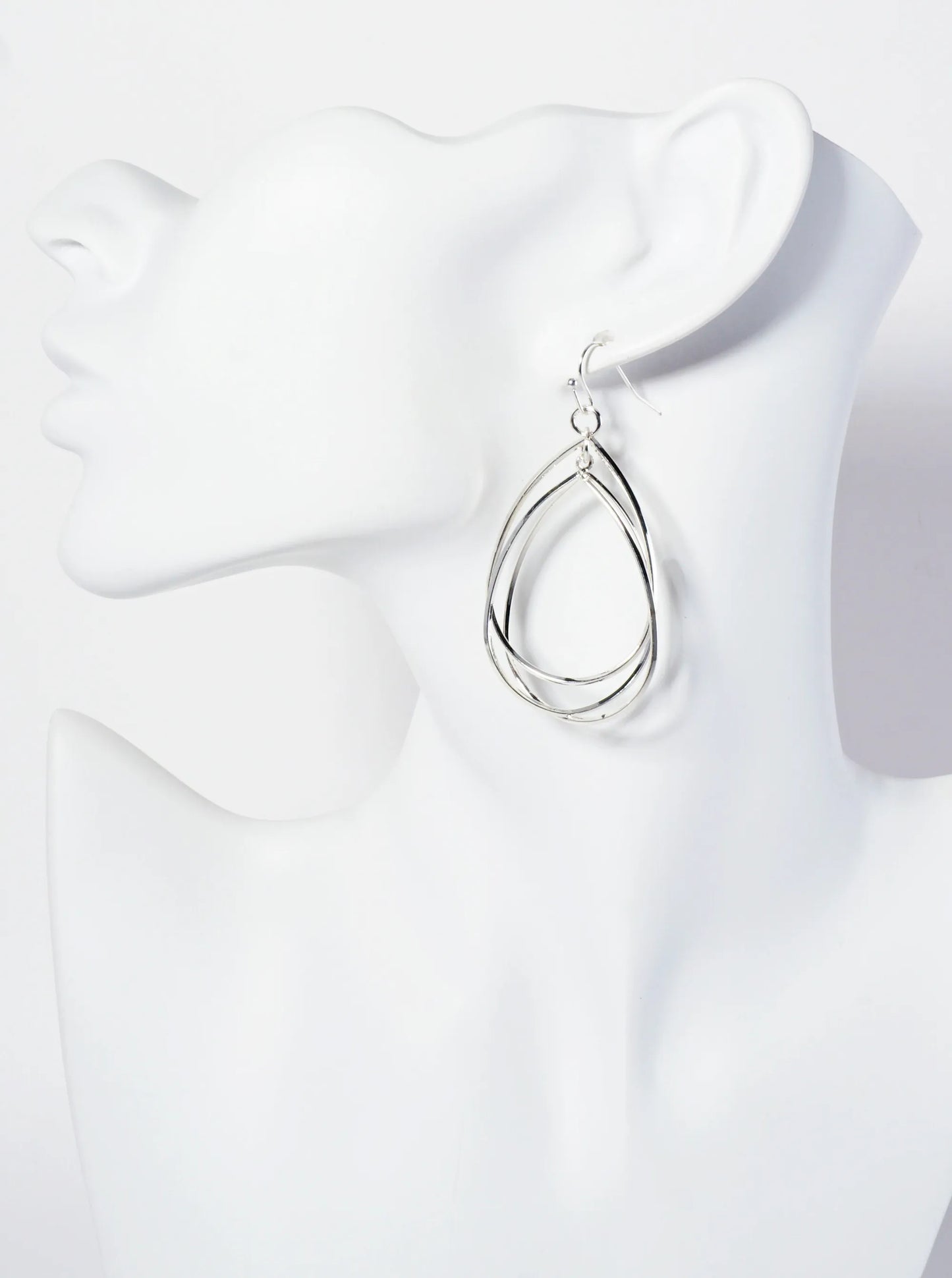 Metal Three-Dimensional Intertwined Teardrop Dangle Earrings