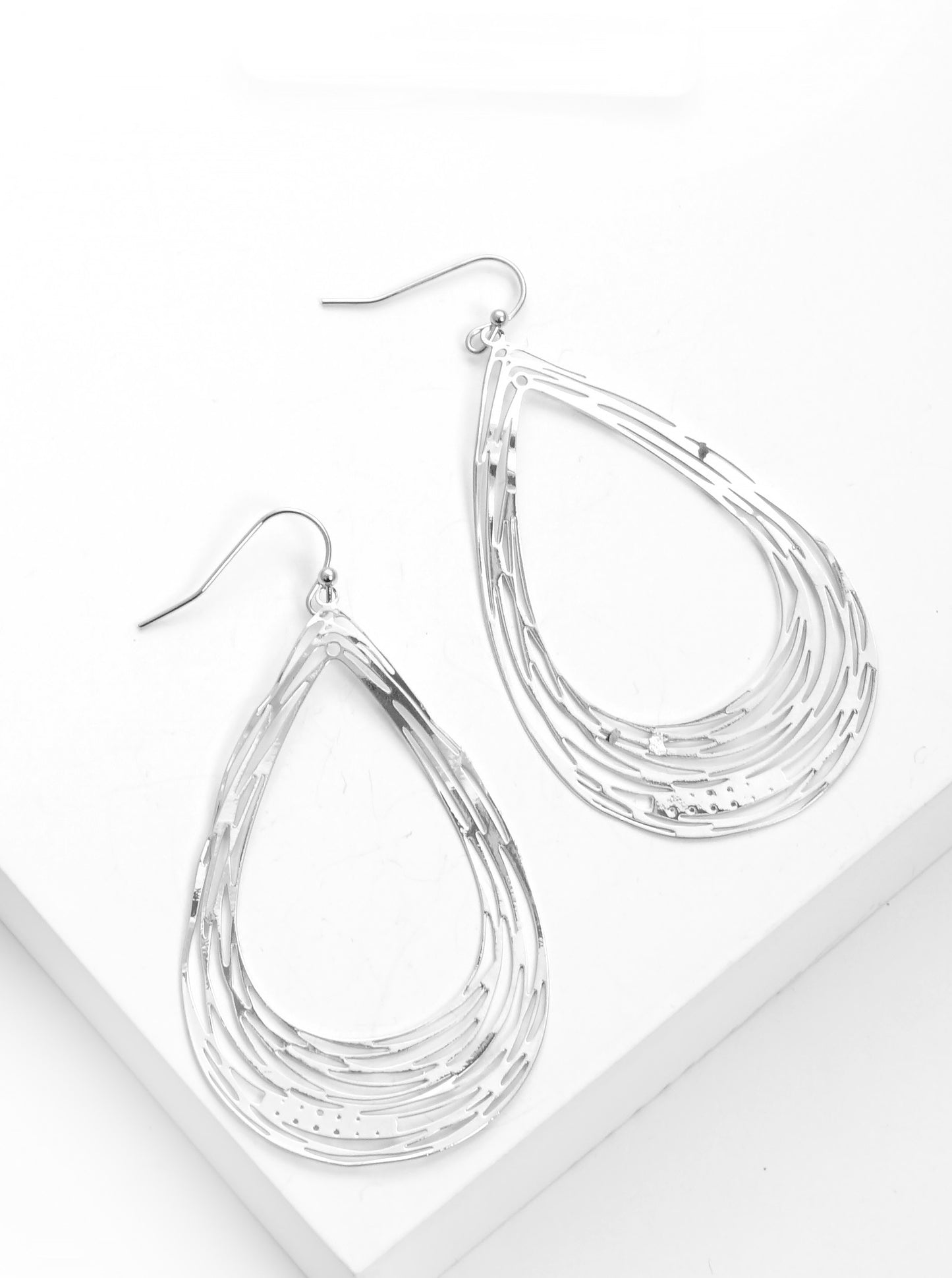 Metal Teardrop Filigree Lightweight Fish Hook Dangle Drop Earrings