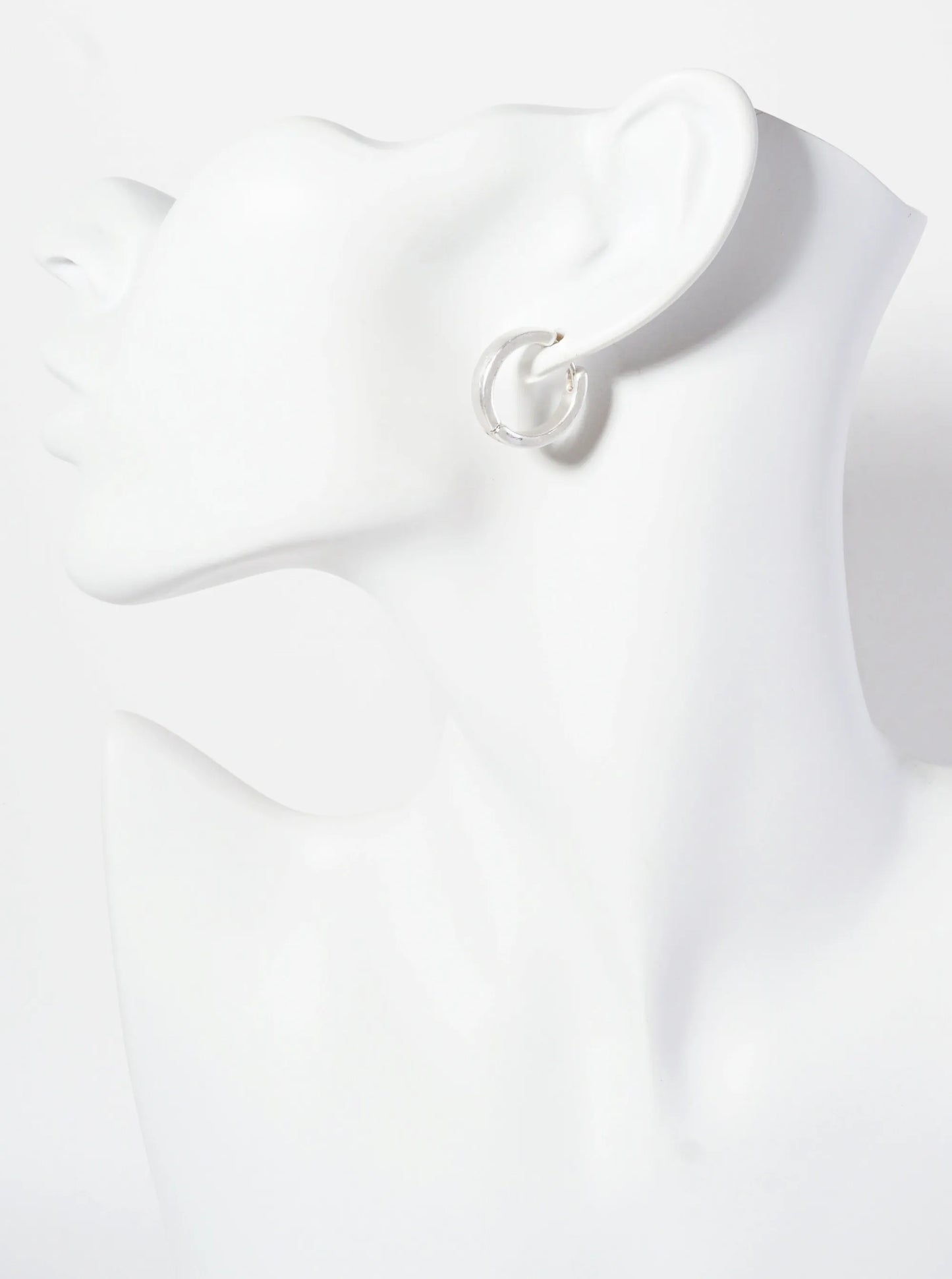 Minimalist 18mm Huggie Hoop Earrings With-Titanium-Post
