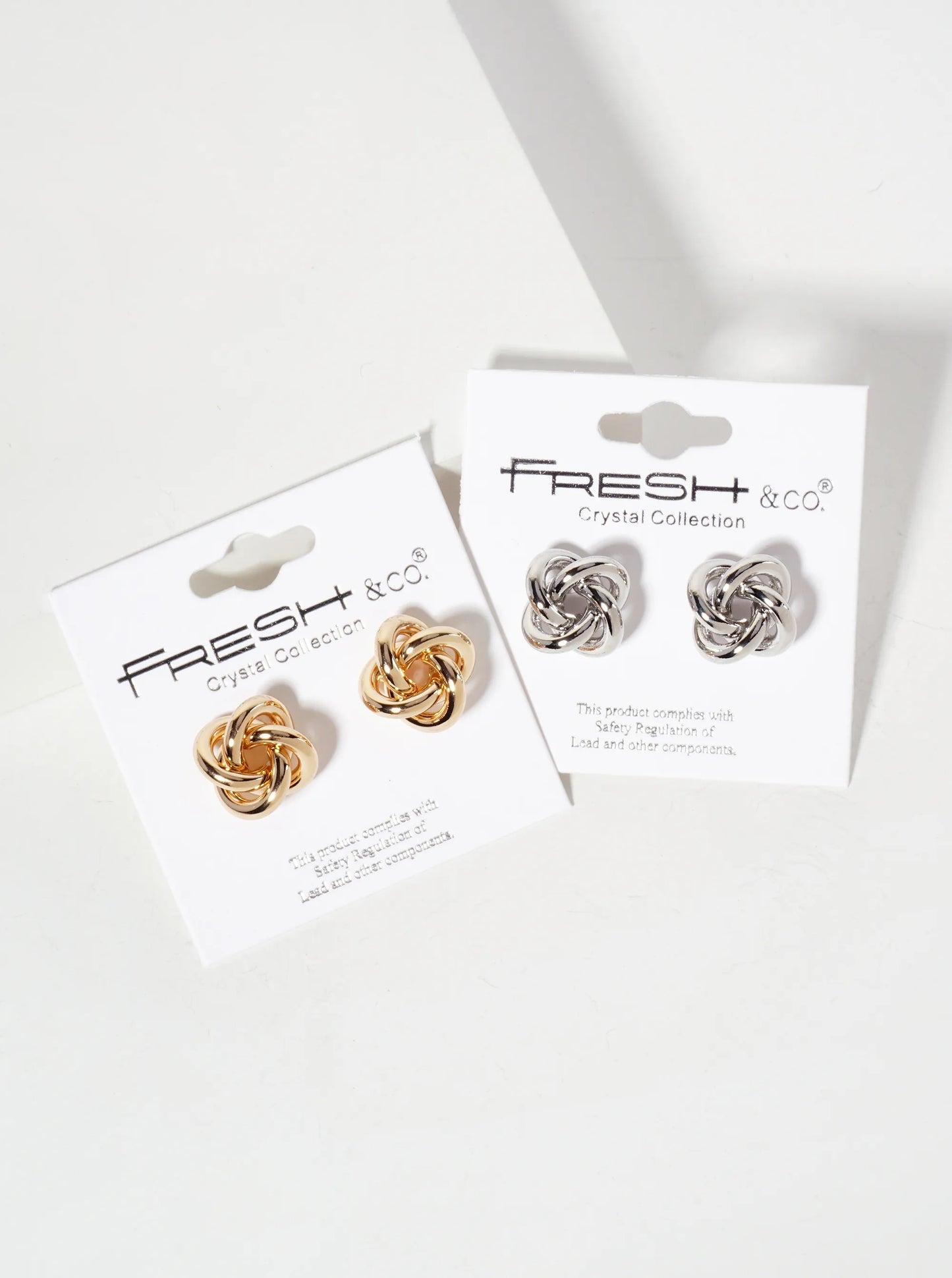 Minimalist Polished Brass 15mm Love-Knot Stud Earrings