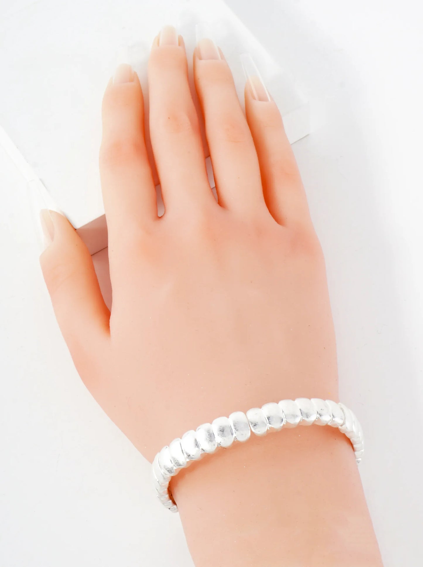 Oval-Shaped Metal Stretch Bangle Bracelet