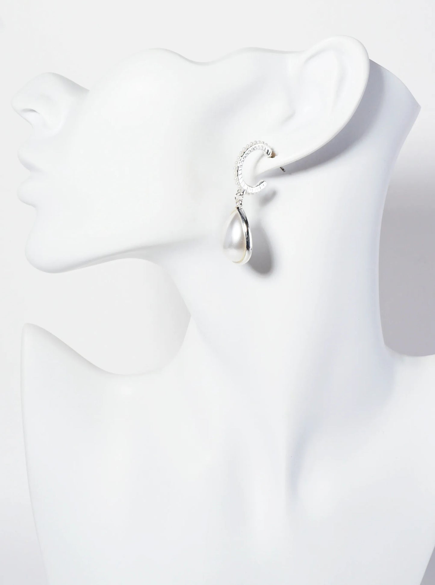 Pearl-Accented Open-Huggie Hoop Earrings With Teardrop Pearl Drop