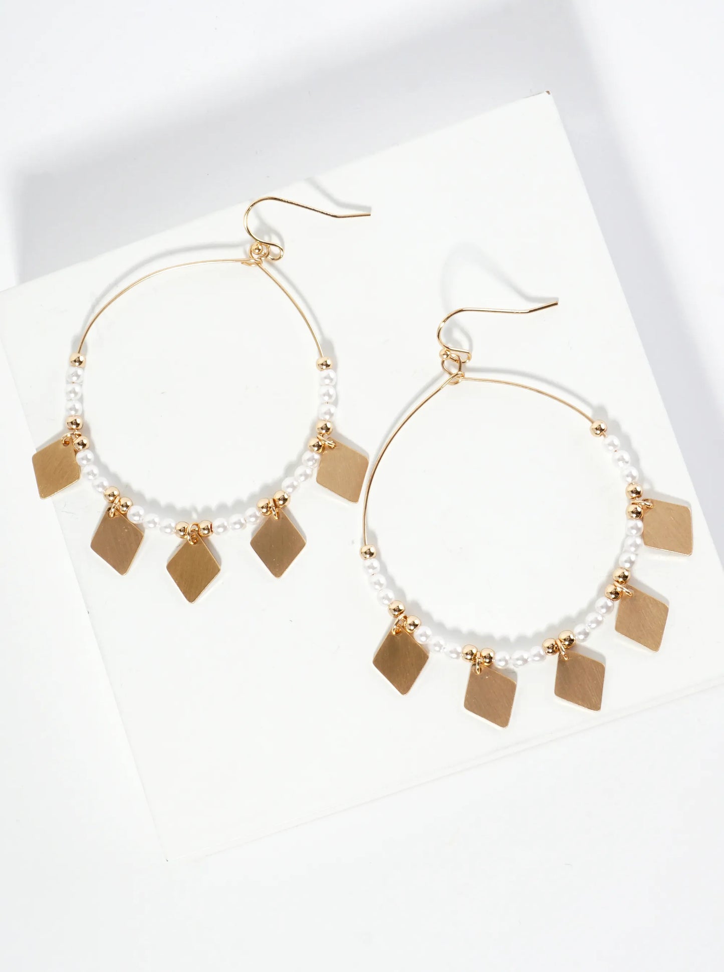 Pearl Beaded Wire Circle Dangle Earrings