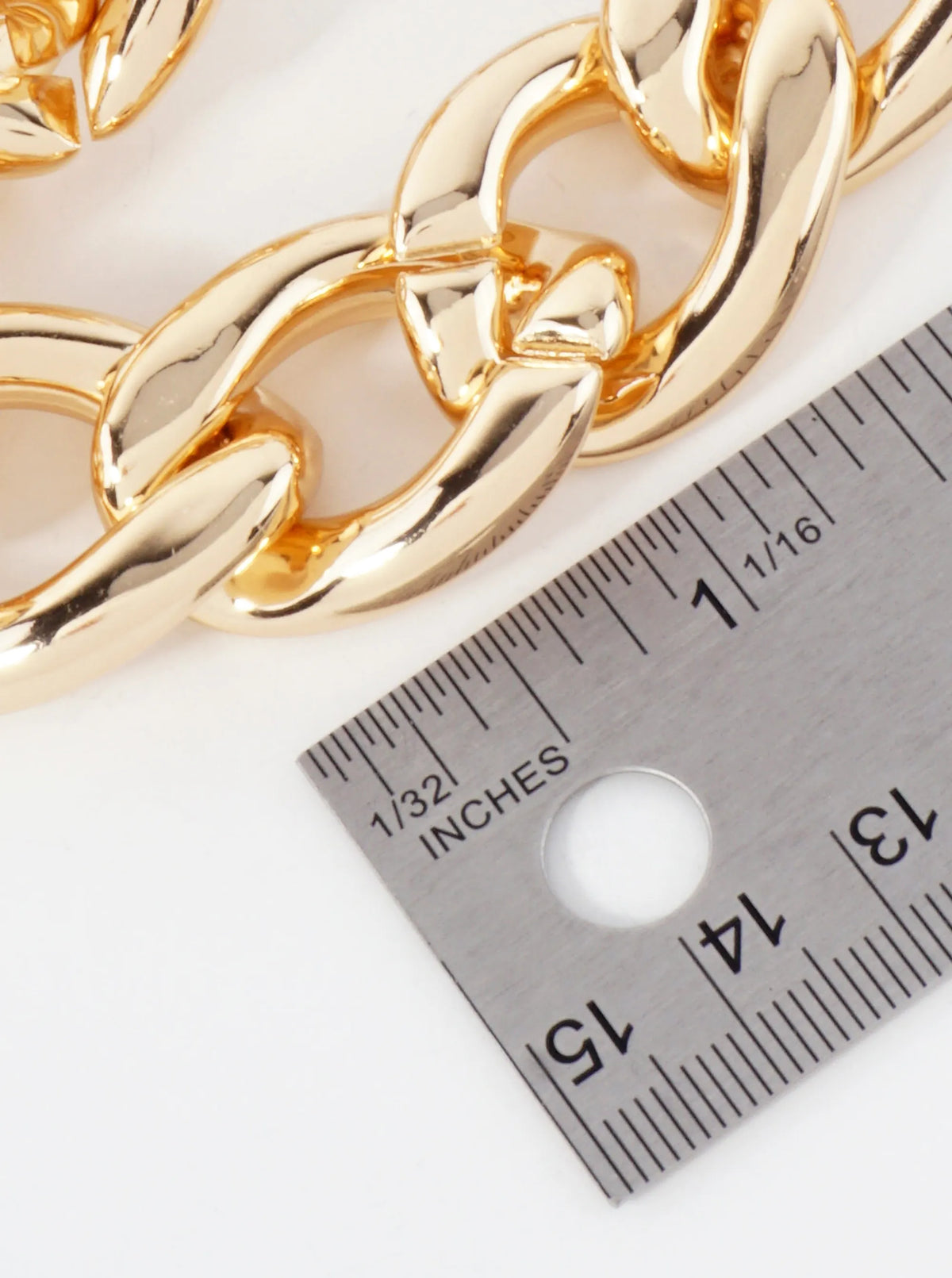 Polished 30mm Metallic Hollow Chunky Chain Bracelet