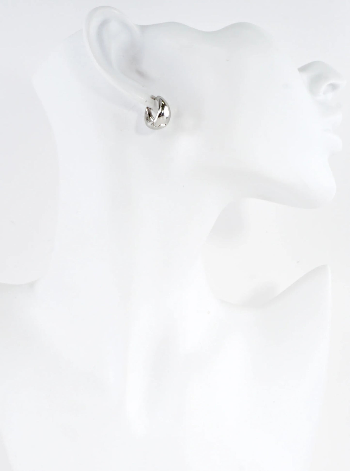 Abstract Round Graduated Huggie Hoop Earrings