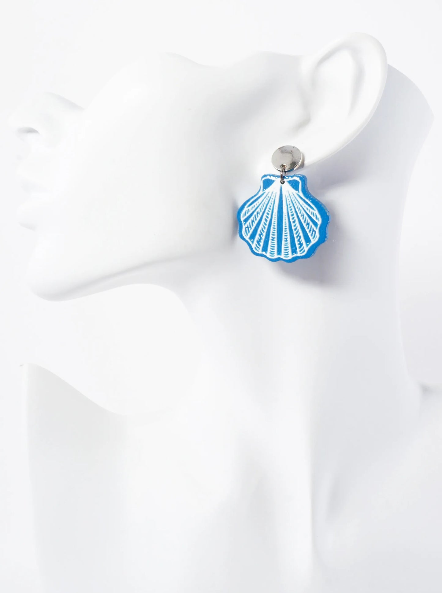 Sea-Life Laser-Cut Wood Seashell Dangle Drop Earrings