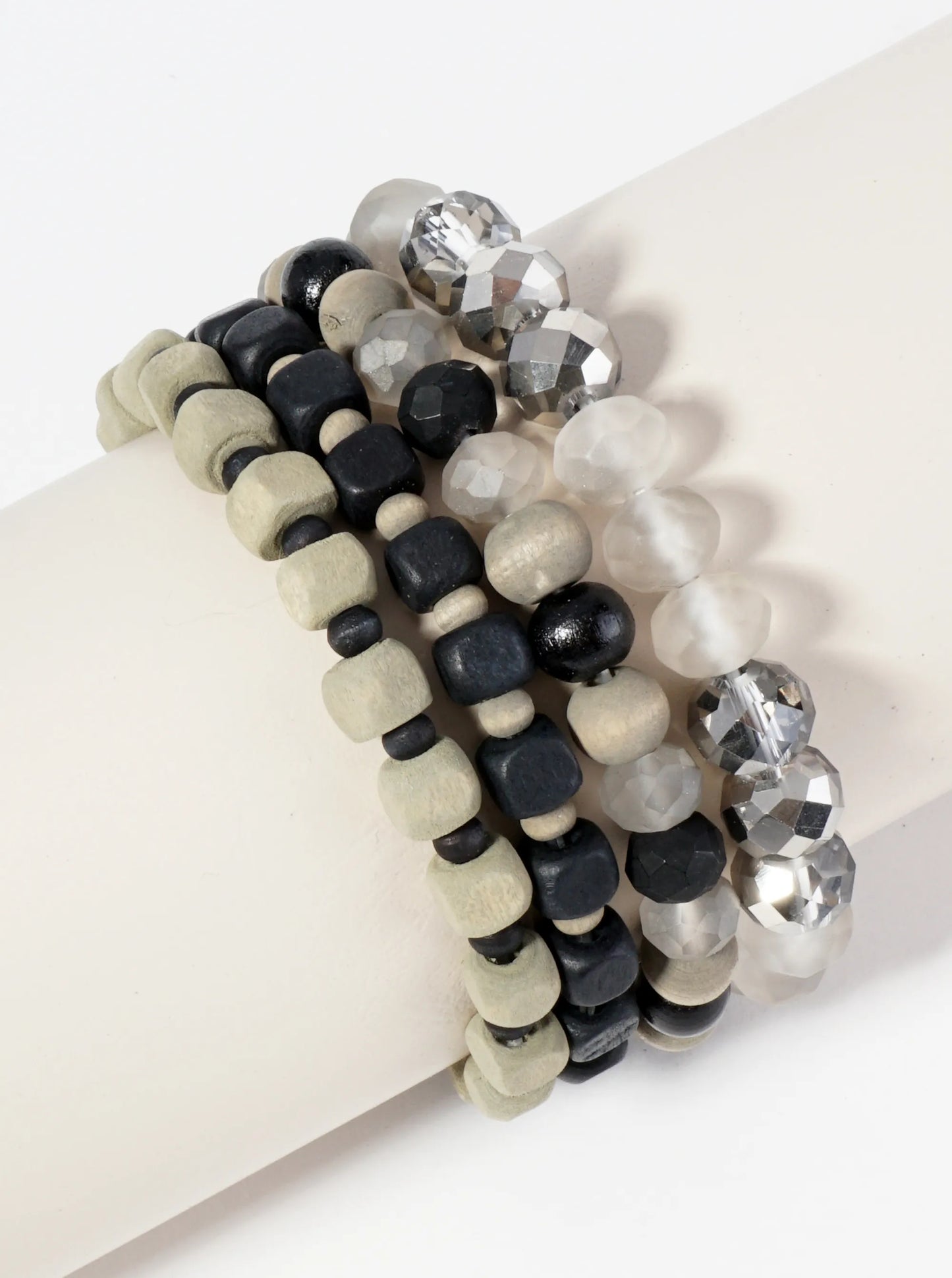 Set Of 4 Wood And Faceted Glass Beaded Stackable Stretch Bracelet