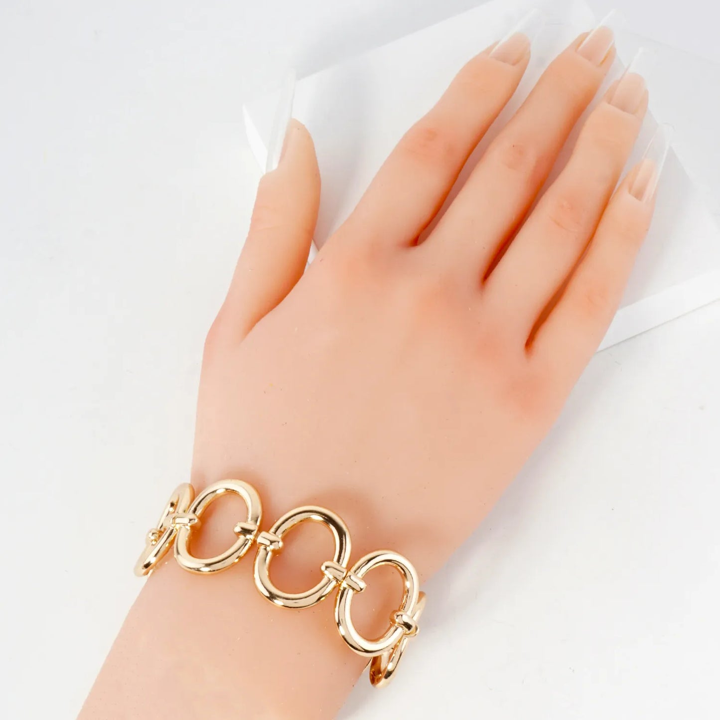 Sleek Oval-Link Metallic Stretch Bracelet