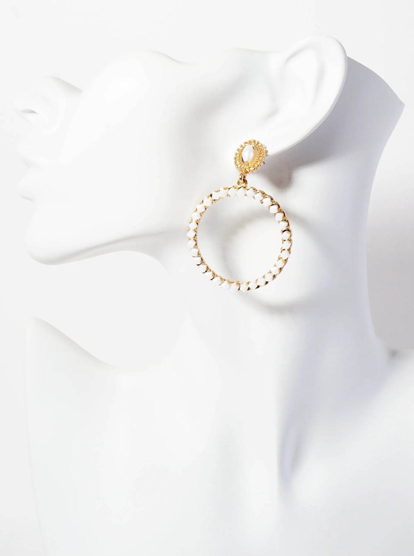 Square-Shaped Glass-Bead Wire-Wrapped Circle Drop Dangle Post Earrings