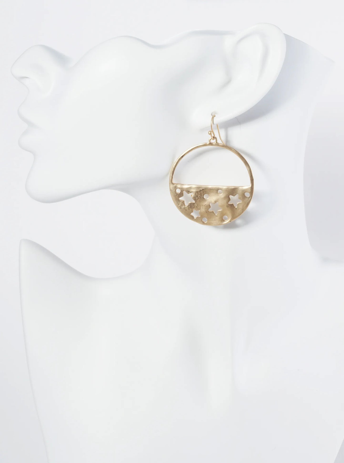 Star Cutout Textured Metal Circle Drop Earrings