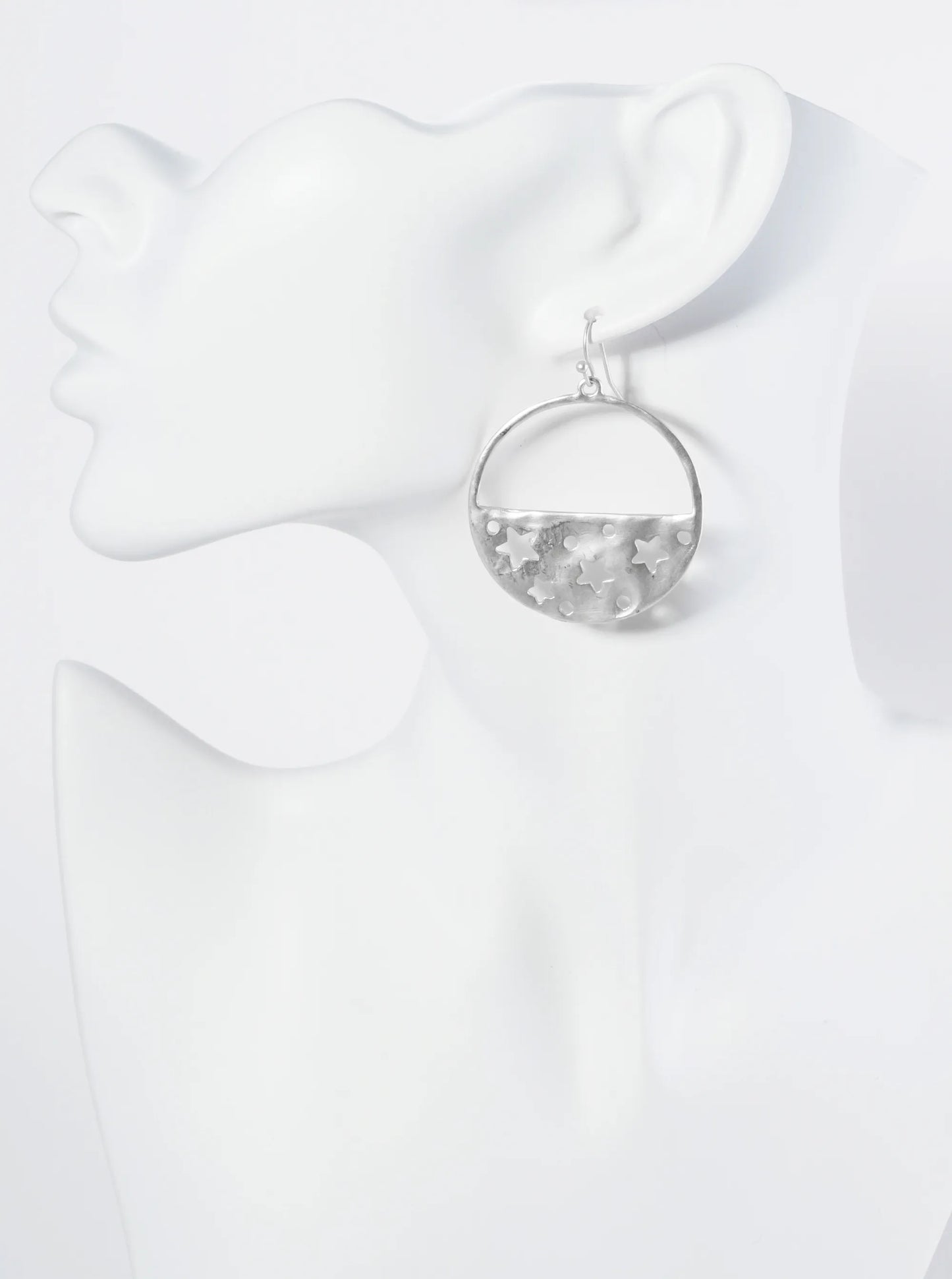 Star Cutout Textured Metal Circle Drop Earrings
