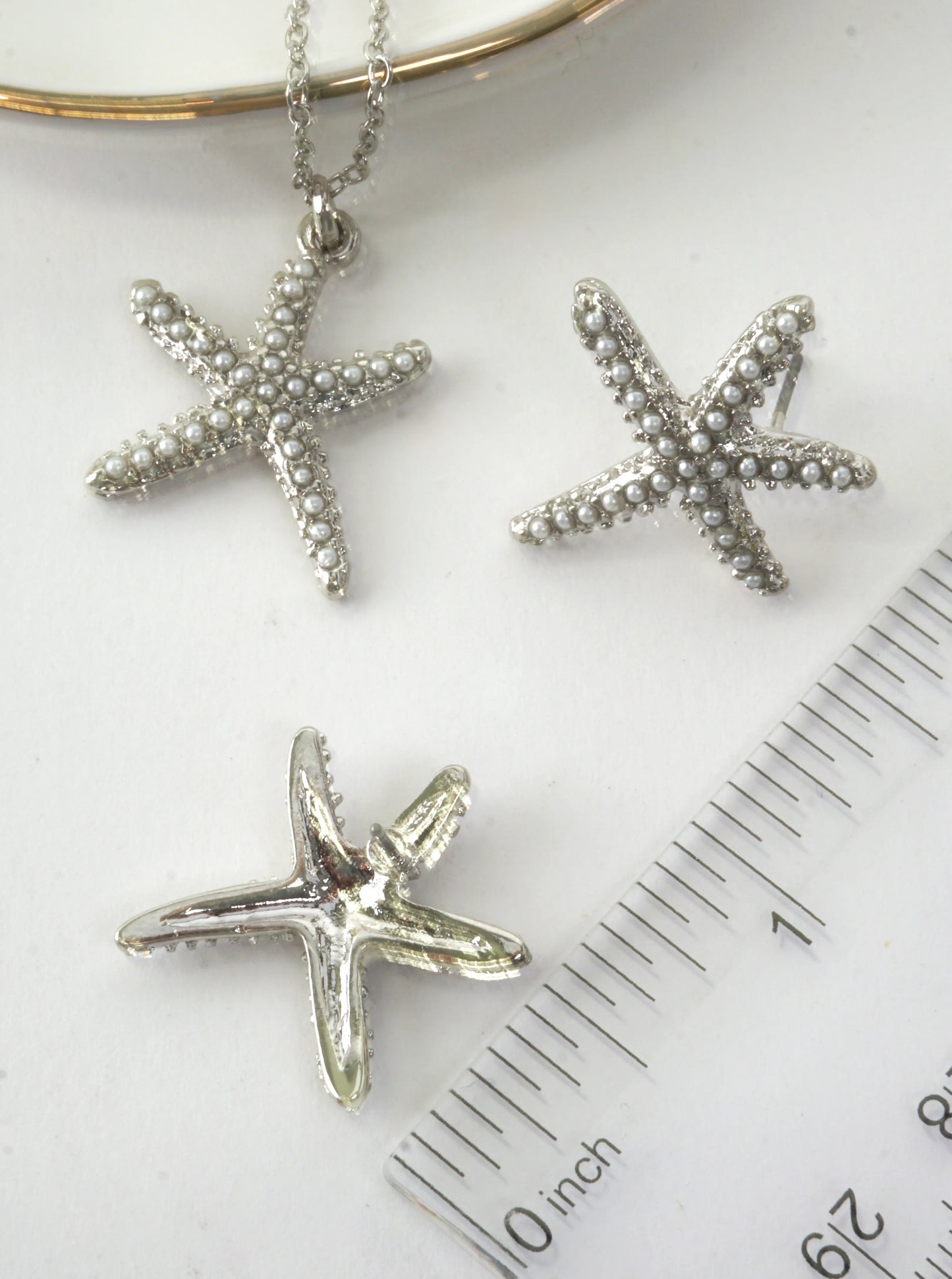 Starfish Pendant Textured Necklace