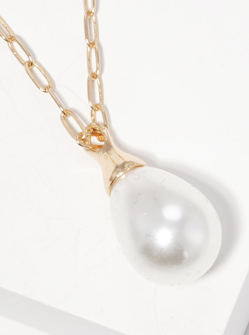 Teardrop Shaped Glass Pearl Pendant Necklace