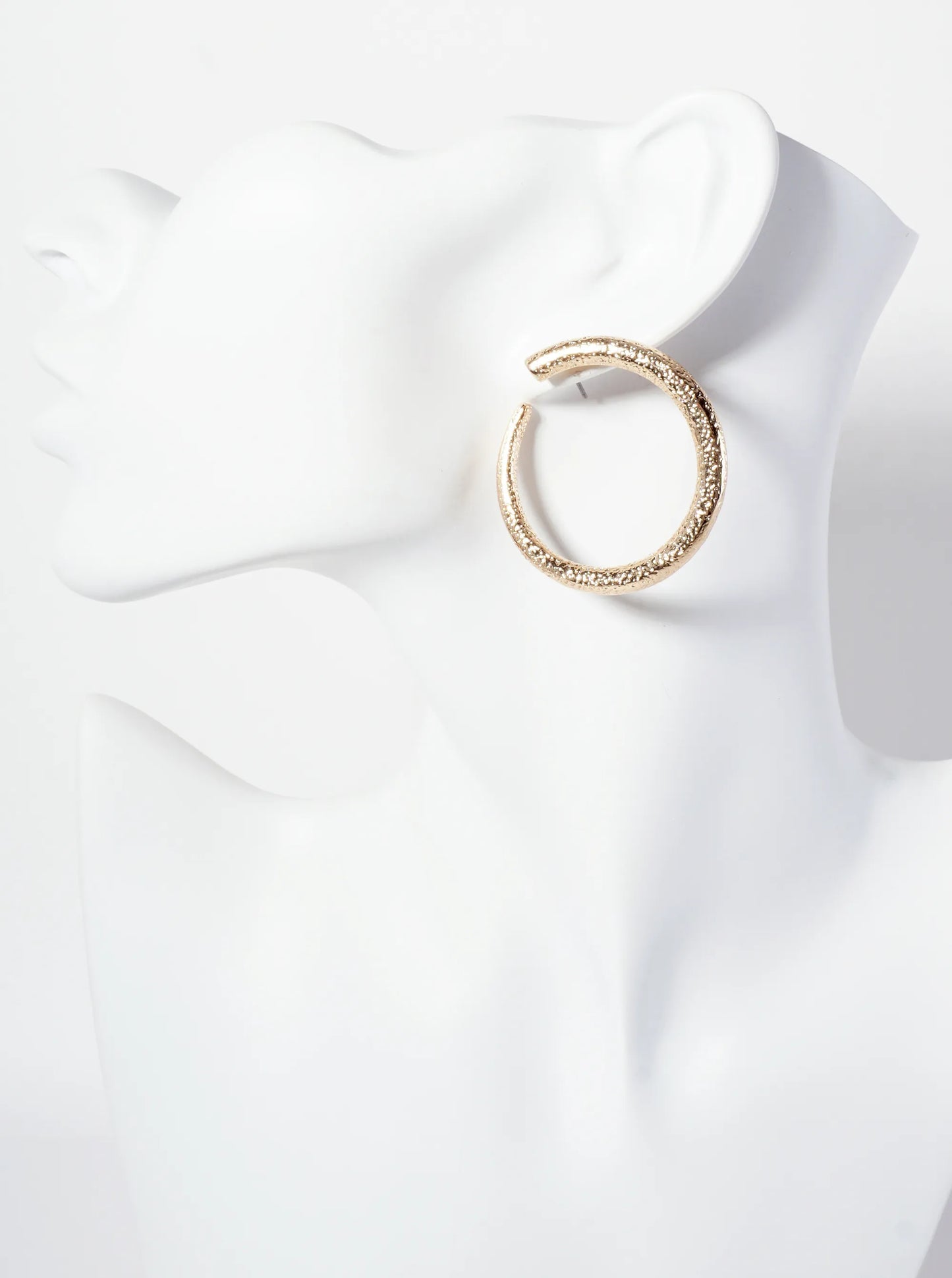 Textured 40mm Front-Facing Hoop Earrings