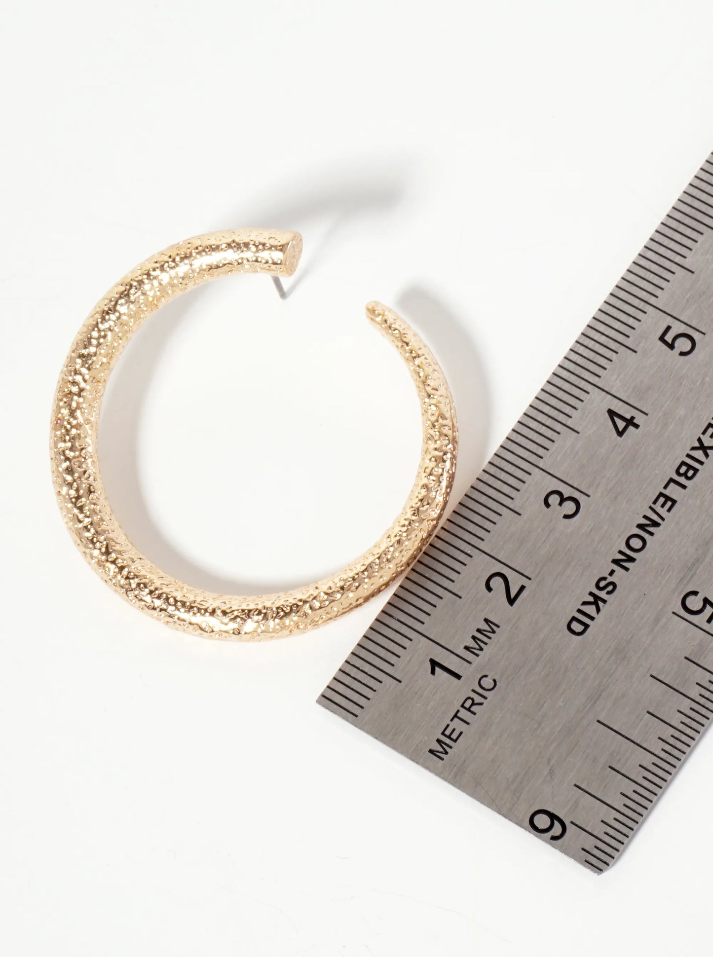 Textured 40mm Front-Facing Hoop Earrings