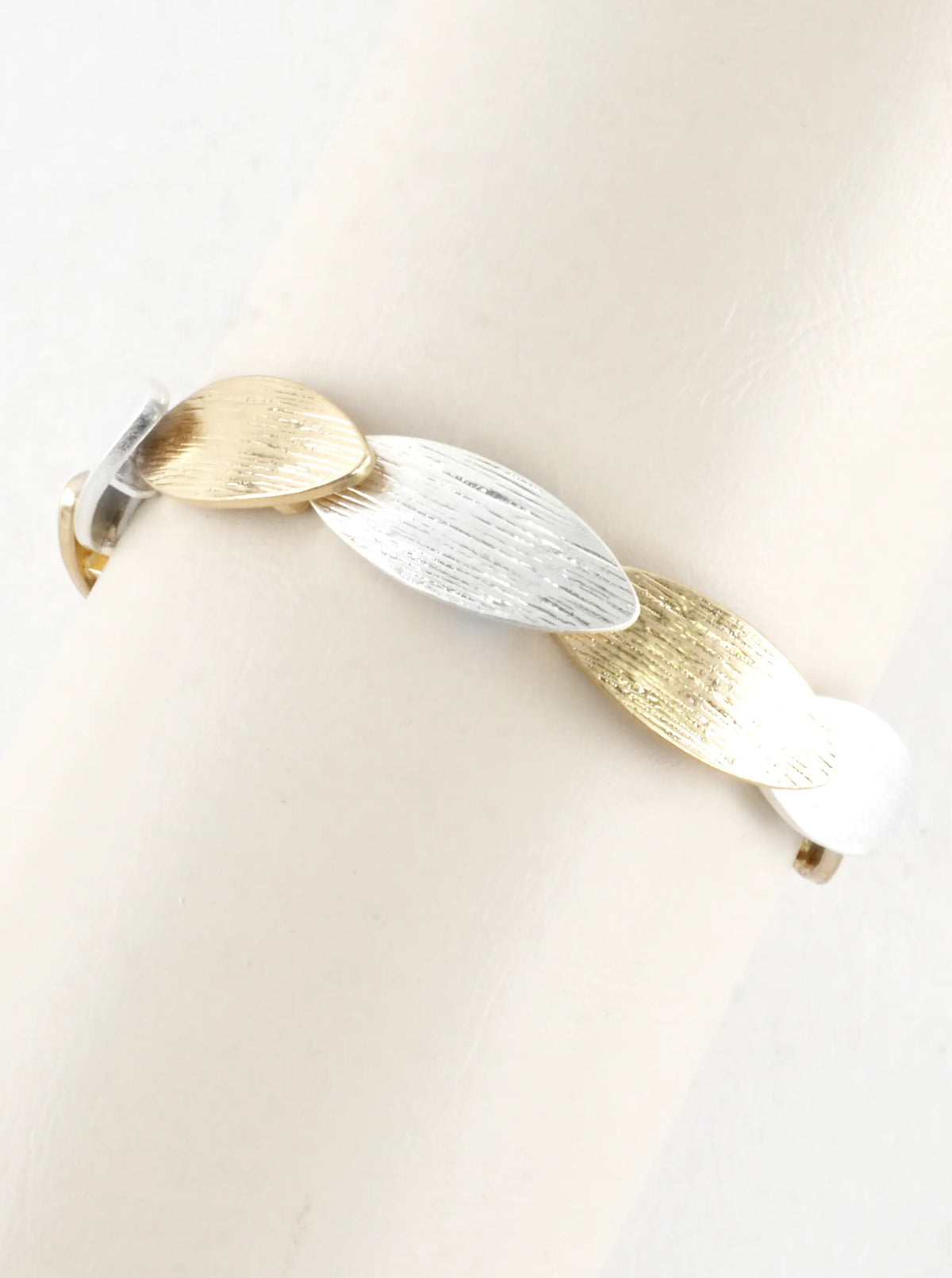 Textured Oval Overlap Stretch Bracelet