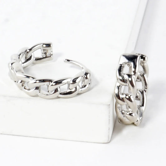 Tiny Curb Chain Texture Click Huggie Hoop Earrings