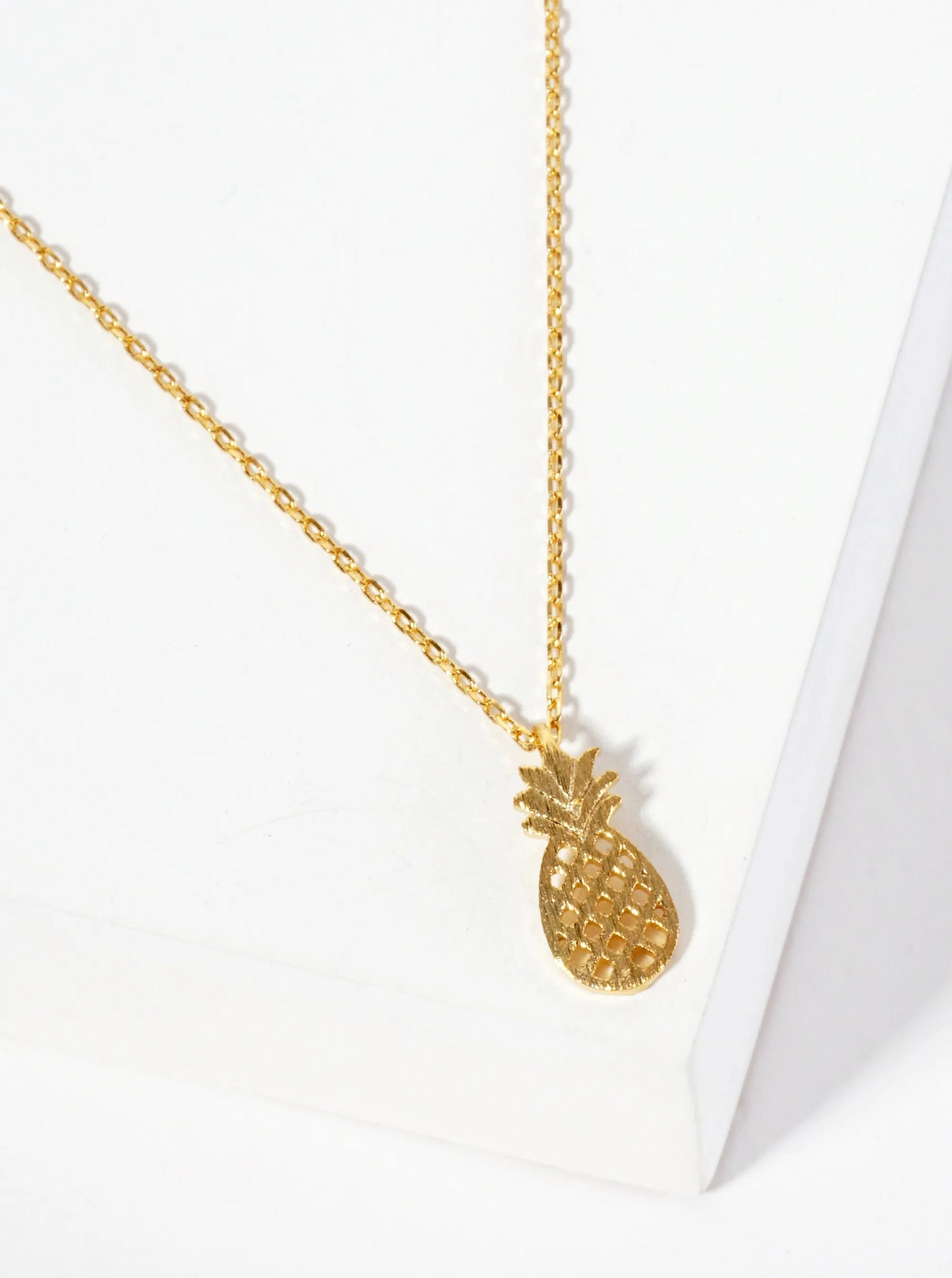 Tropical-Fruit-Theme 15mm 18K-Gold-Dipped Brushed-Texture Filigree Pineapple Pendant Necklace