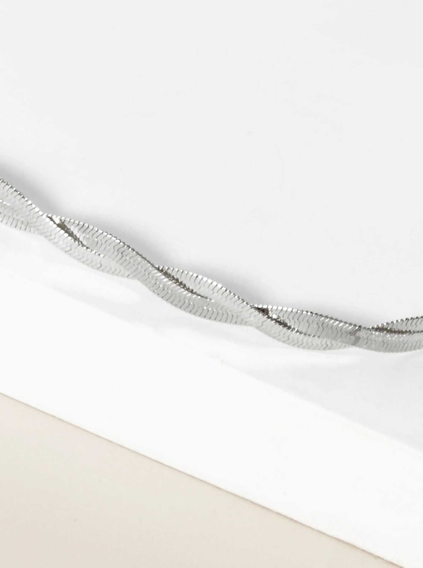 Twisted Herringbone Chain Necklace