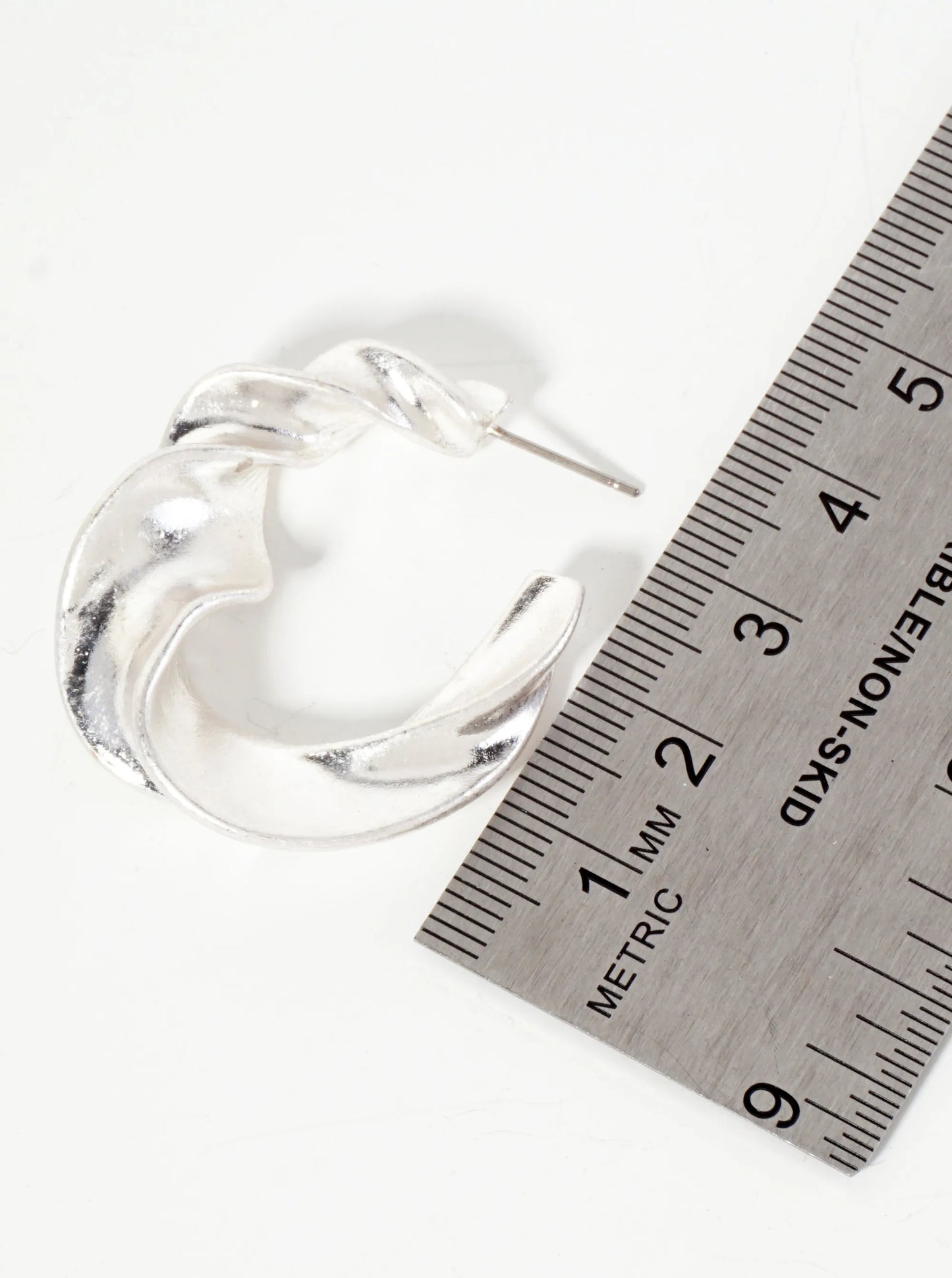 Twisted Metal 40mm Oval-Shaped Open Hoop Earrings With-Titanium-Post