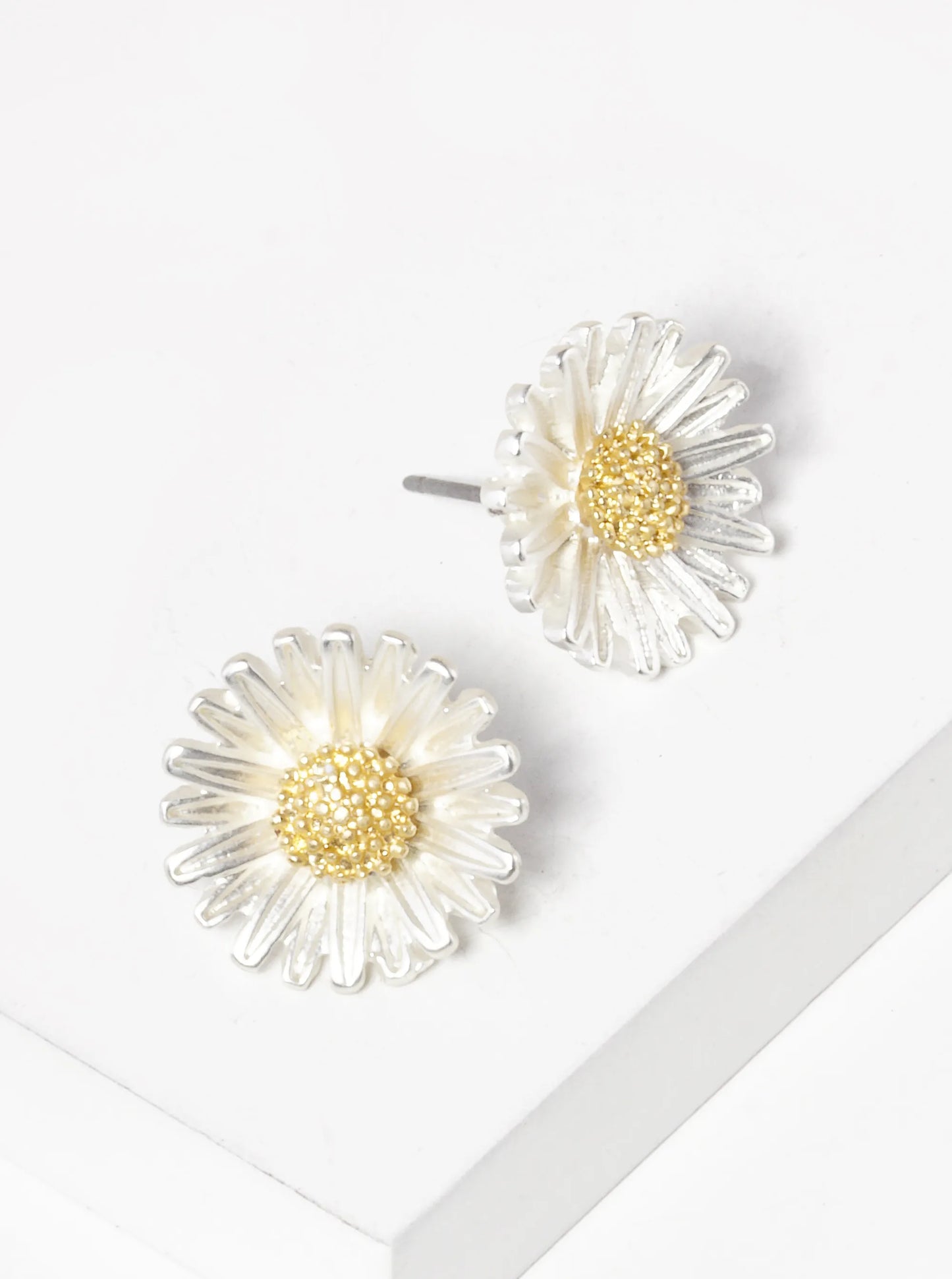 Two-Tone Textured Flower Stud Earrings