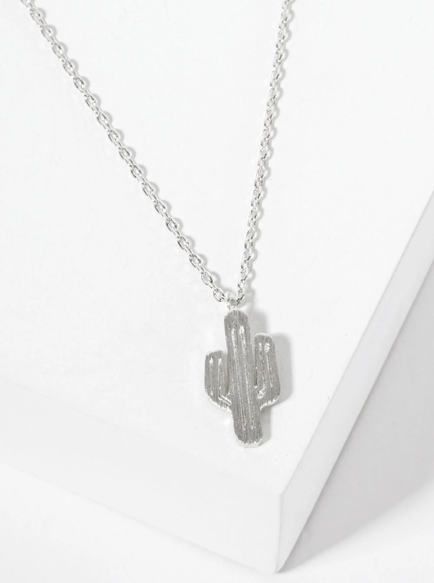 Western-Theme 18K-Gold-Dipped Brushed-texture Cactus Pendant Necklace