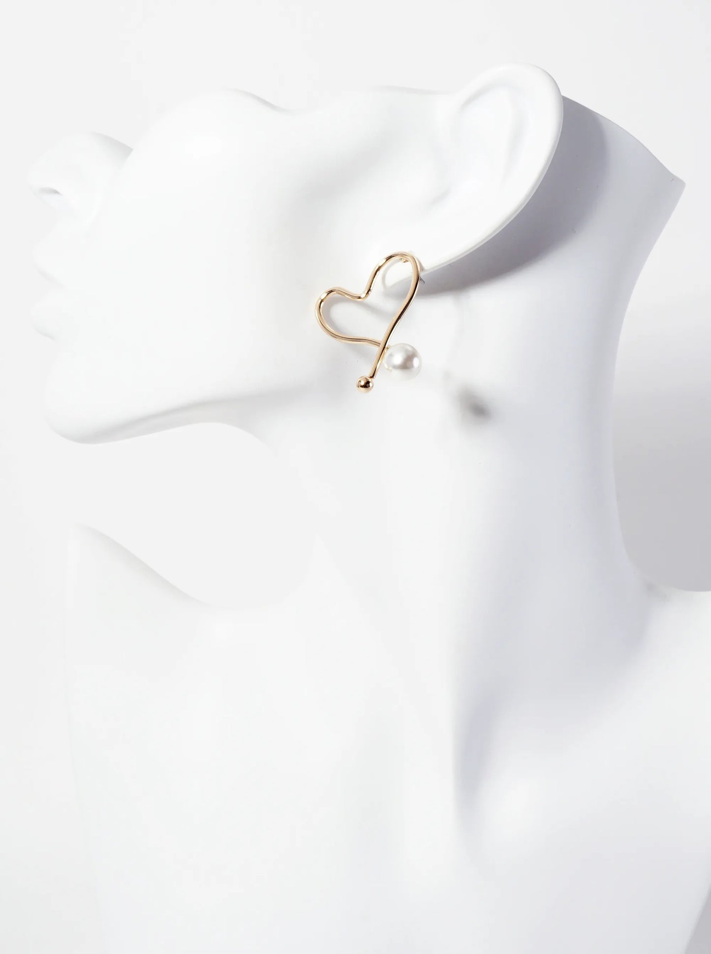 Wire Pearl Heart Post Earrings
