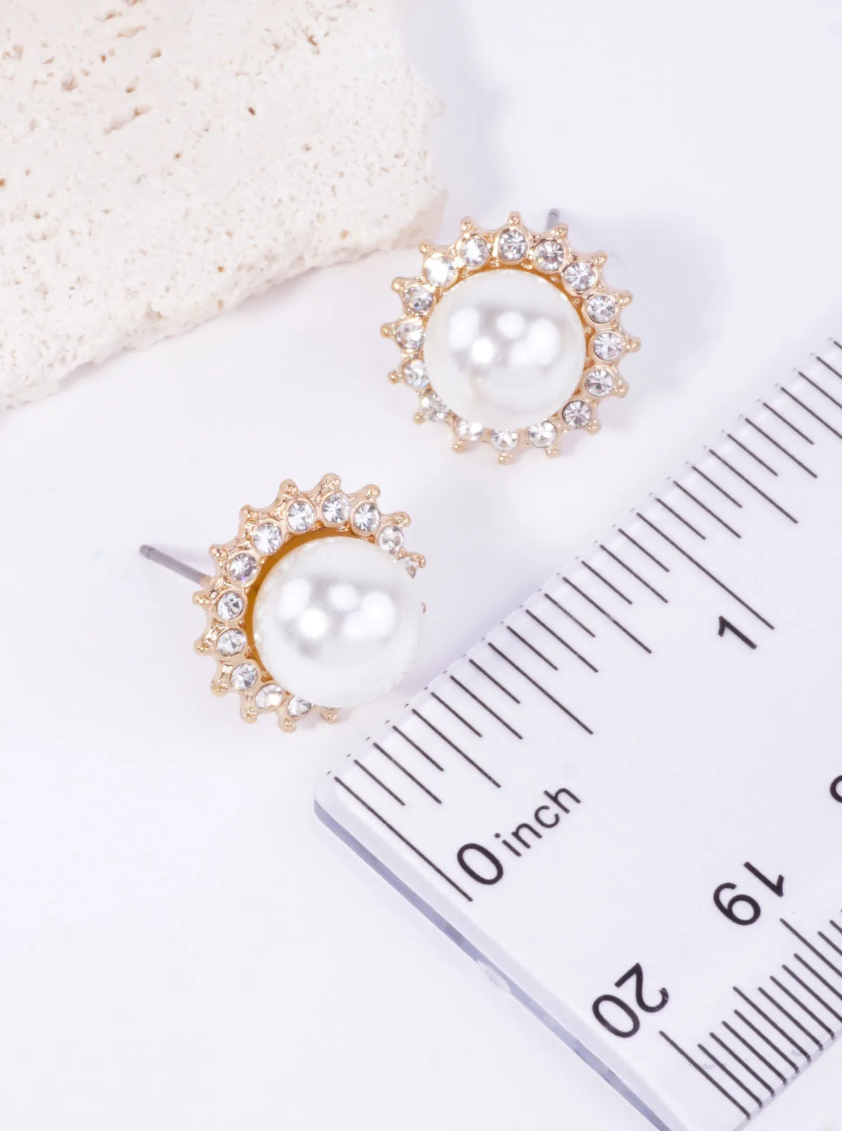 0.6-in-Pearl-Flower-Rhinestone-Stud-Earrings-61-E2438-GCR-2-KJX5U220070026K1039.jpg