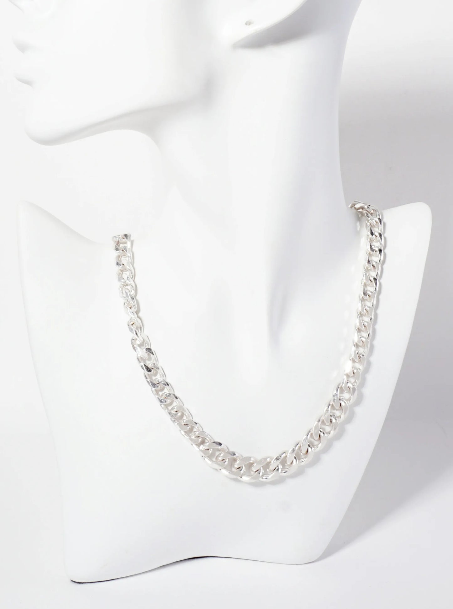 10-13mm Graduated Curb-Chain Necklace