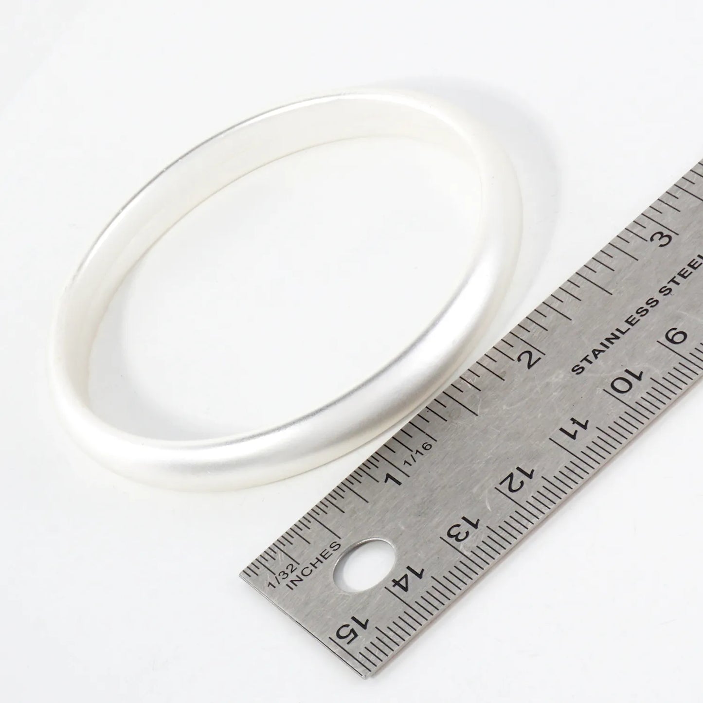 10mm Hollow Metallic Classic Bangle Bracelet