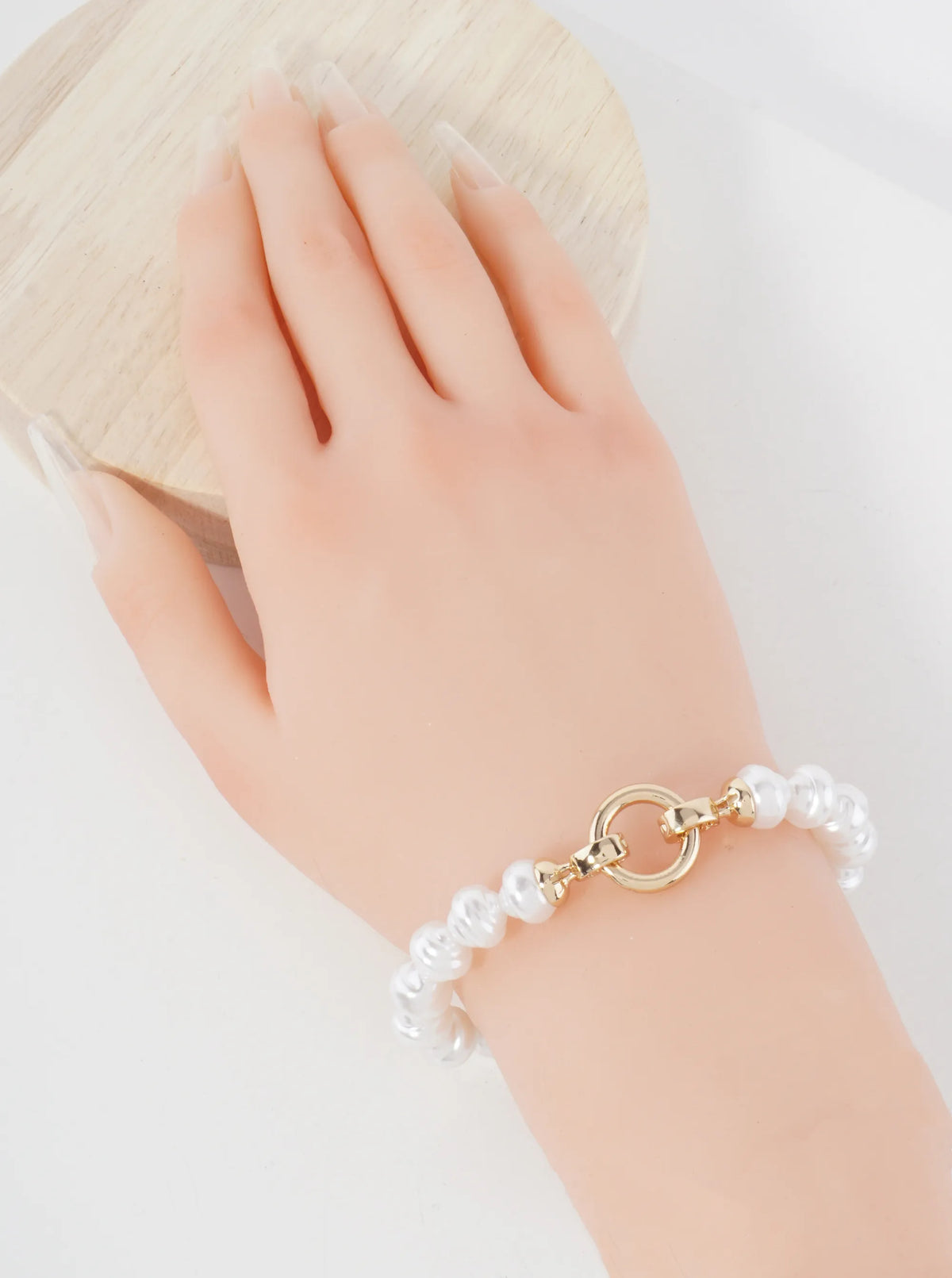 10mm Pearl-Bead Circle Accents Stretch Bracelet