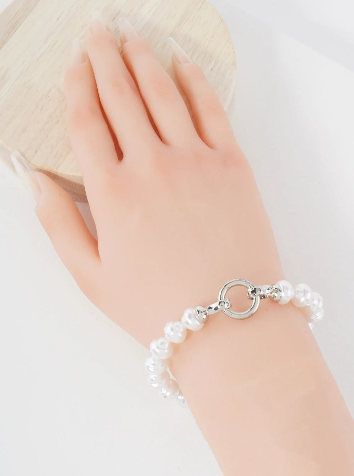 10mm Pearl-Bead Circle Accents Stretch Bracelet