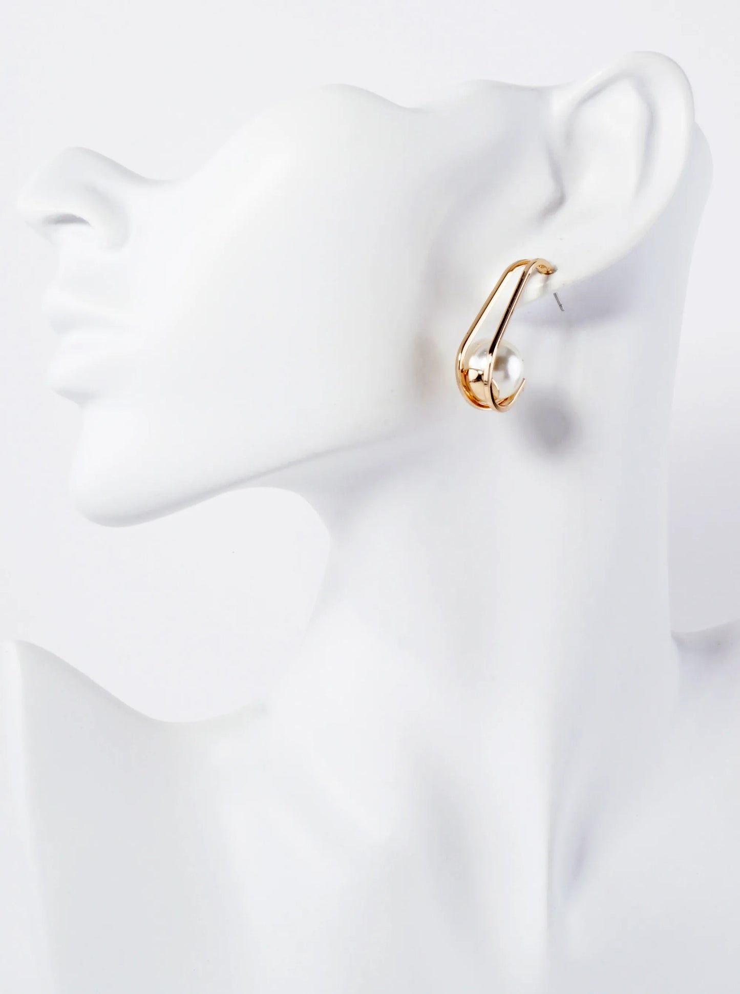 10mm Pearl Inside 30mm Poilished Hoop Earrings