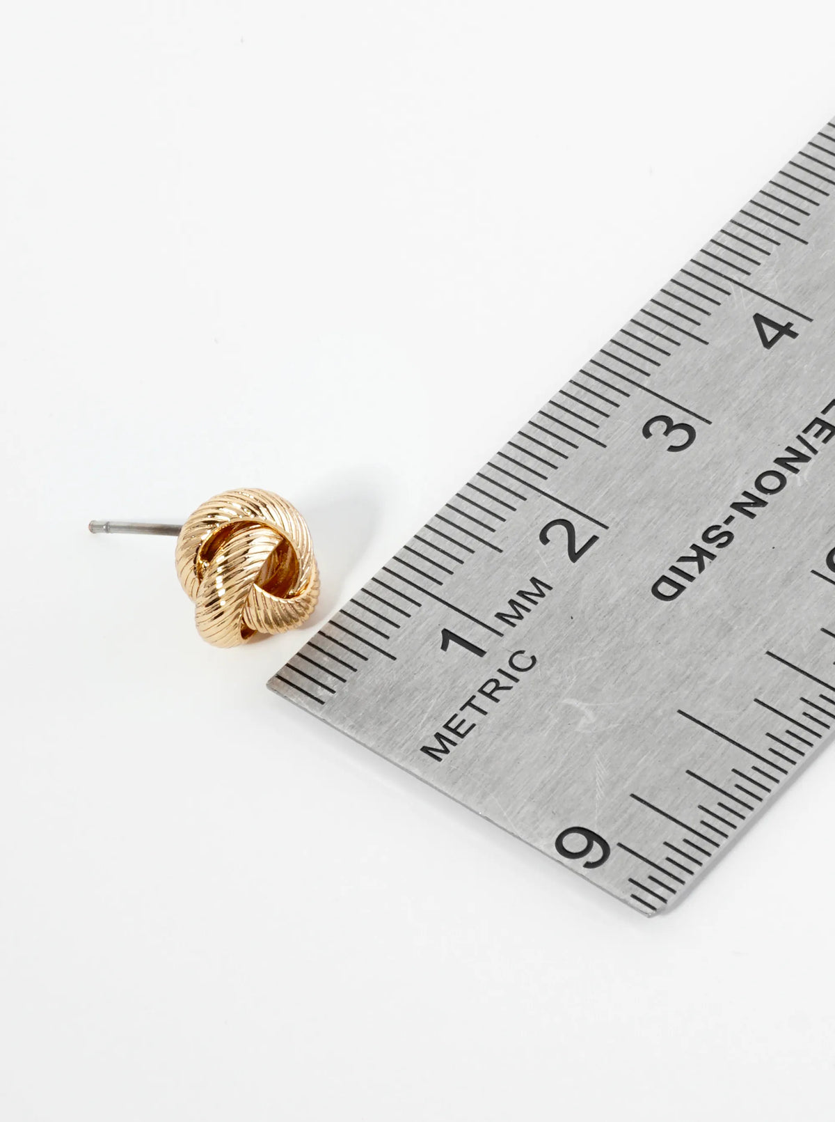 10mm Textured Classic Love Knot Stud Earrings