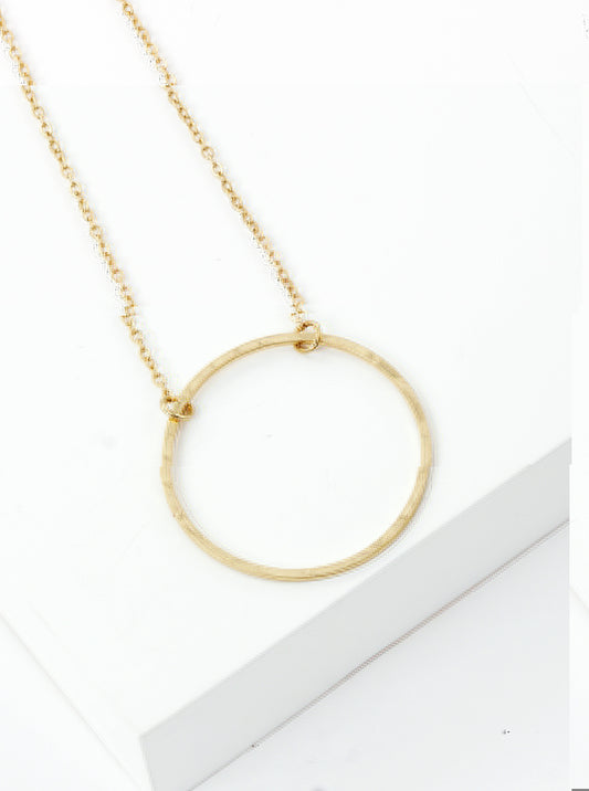 Hammered Flat Wire Metal Circle Pendant Necklace Worn-gold
