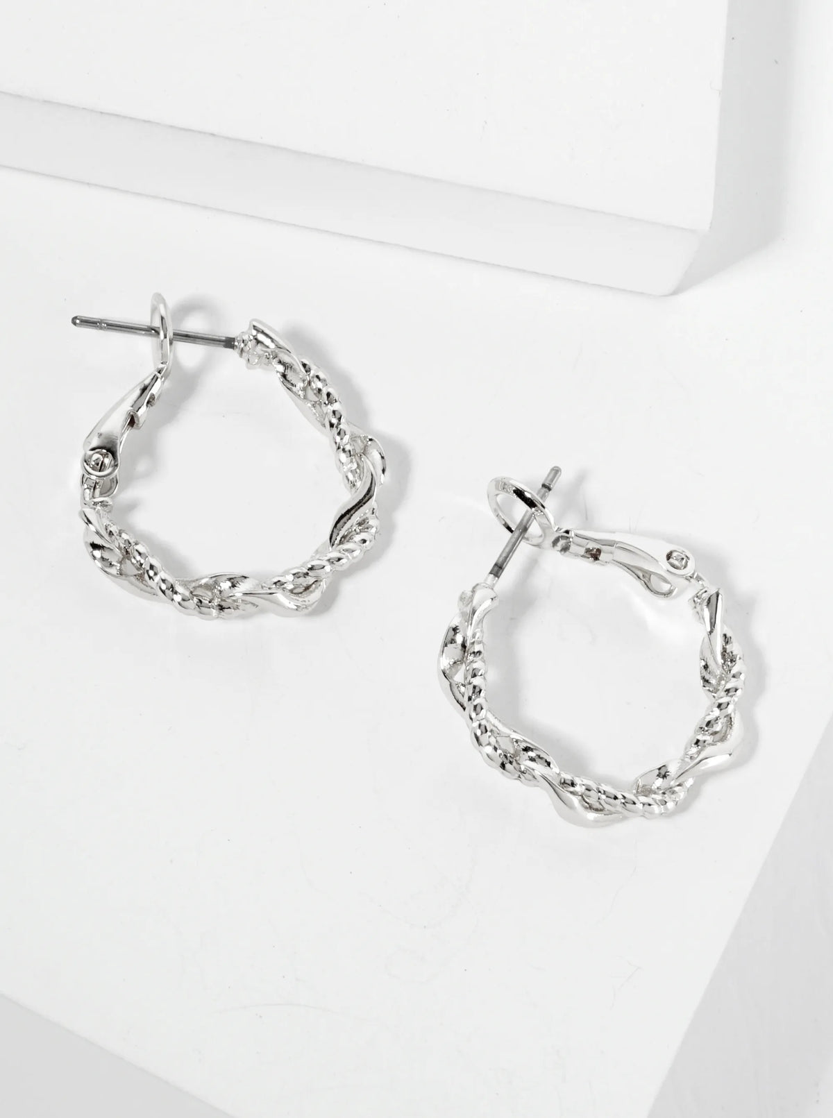 14K-Gold-Dipped 20mm Twist Latch-Back Hoop Earrings