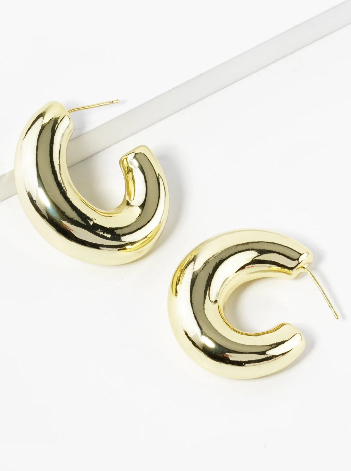 14K Gold Dipped 30mm Oval Shaped Hollow Hoop Earrings