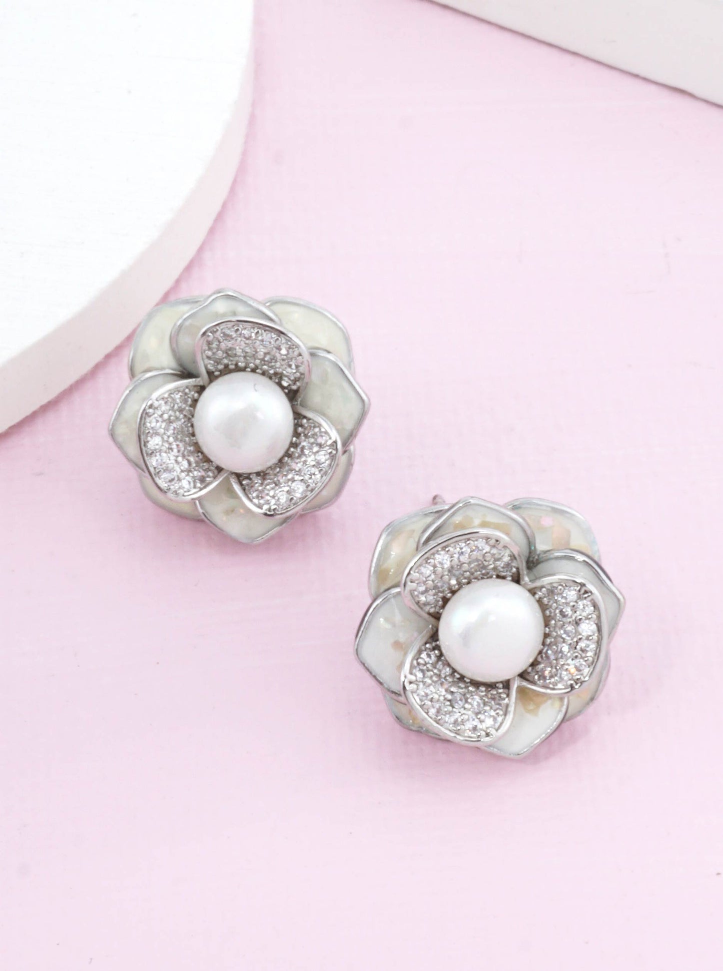 14K-Gold-Dipped-CZ-Pearl-Flower-Studs-151-DE1614-RHWHT-0-55Y20U02070726K0356.jpg