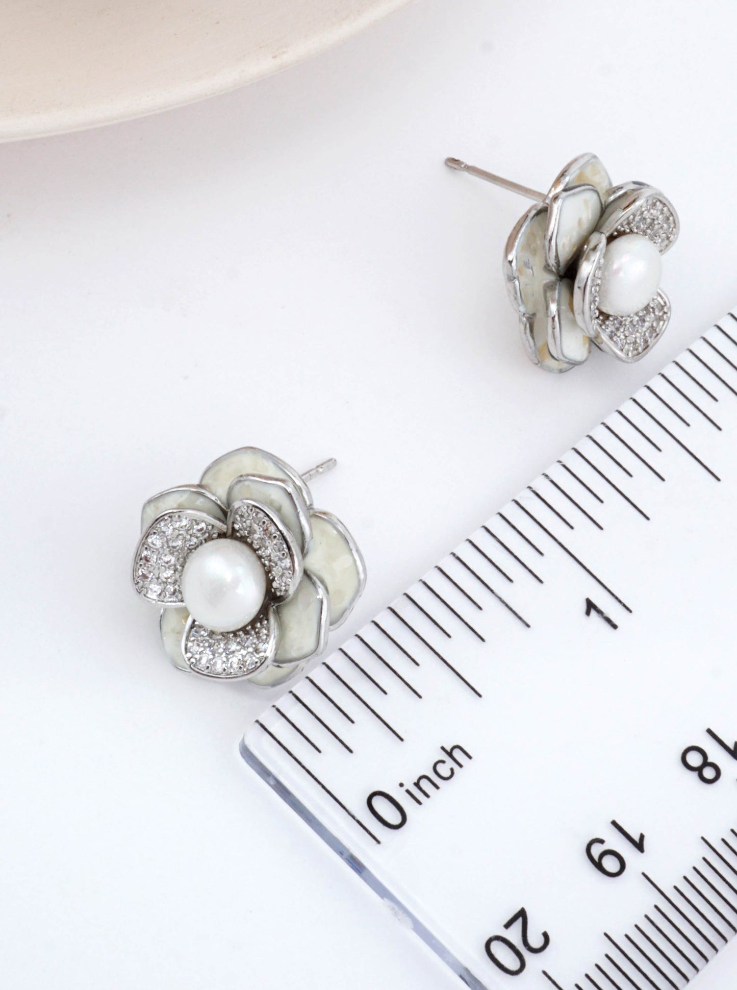 14K-Gold-Dipped-CZ-Pearl-Flower-Studs-151-DE1614-RHWHT-1-HYYNG502070726K0356.jpg