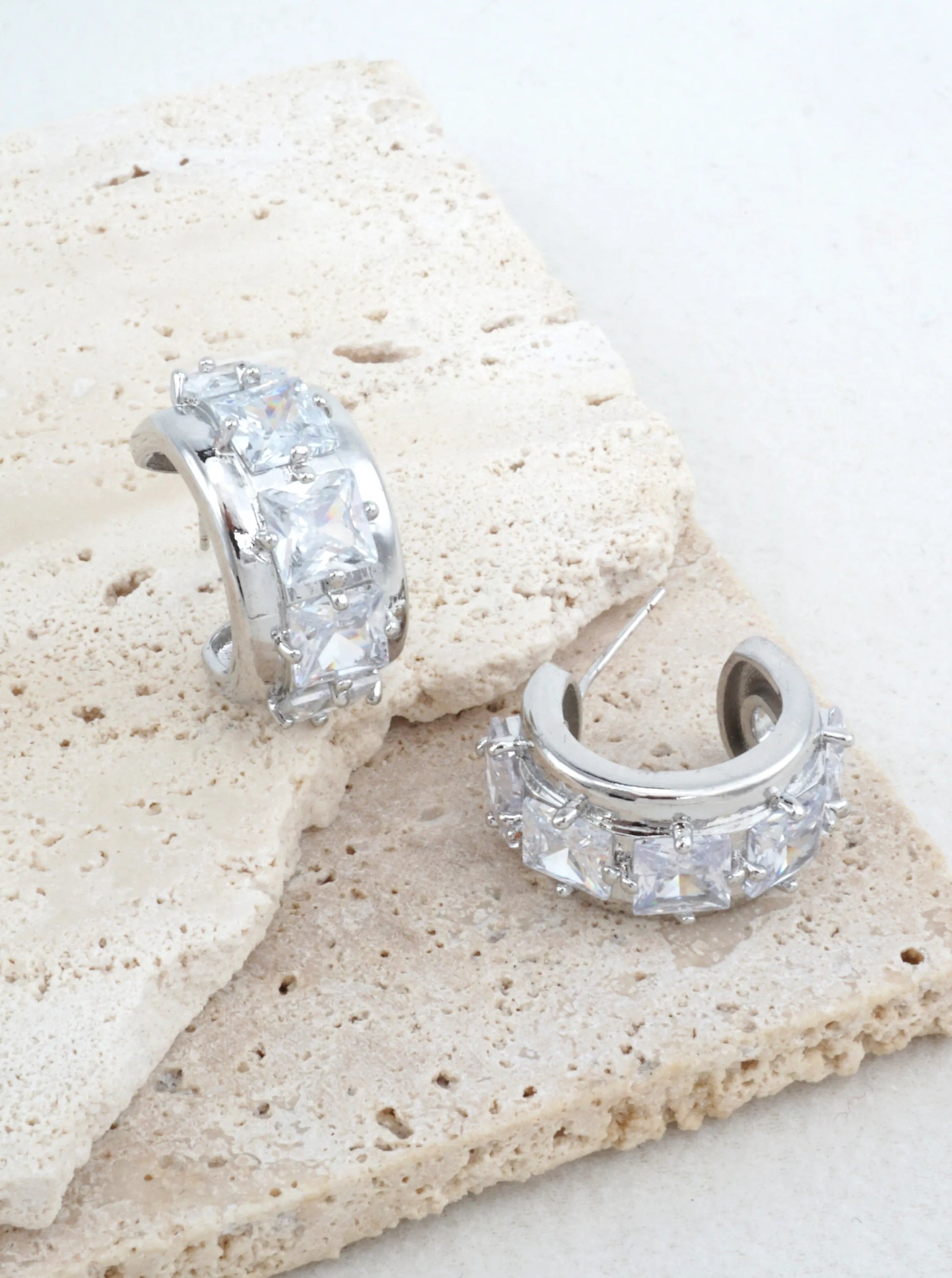 14K-Gold-Dipped-CZ-Princess-Hoop-Earrings-151-DE1529-RHCRY-0-8CFRC312063526K0306.jpg