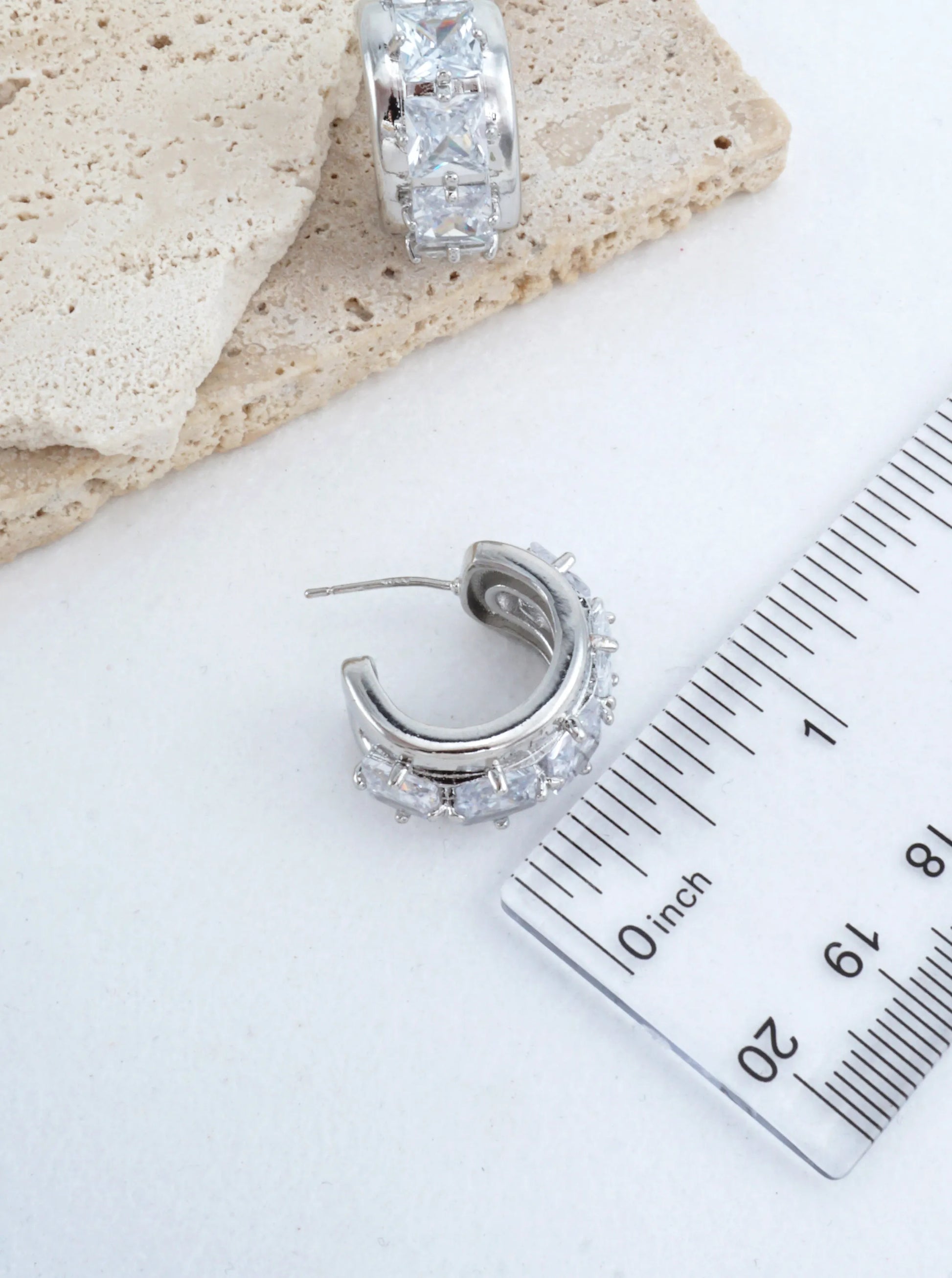 14K-Gold-Dipped-CZ-Princess-Hoop-Earrings-151-DE1529-RHCRY-1-AGV1QT12063526K0306.jpg