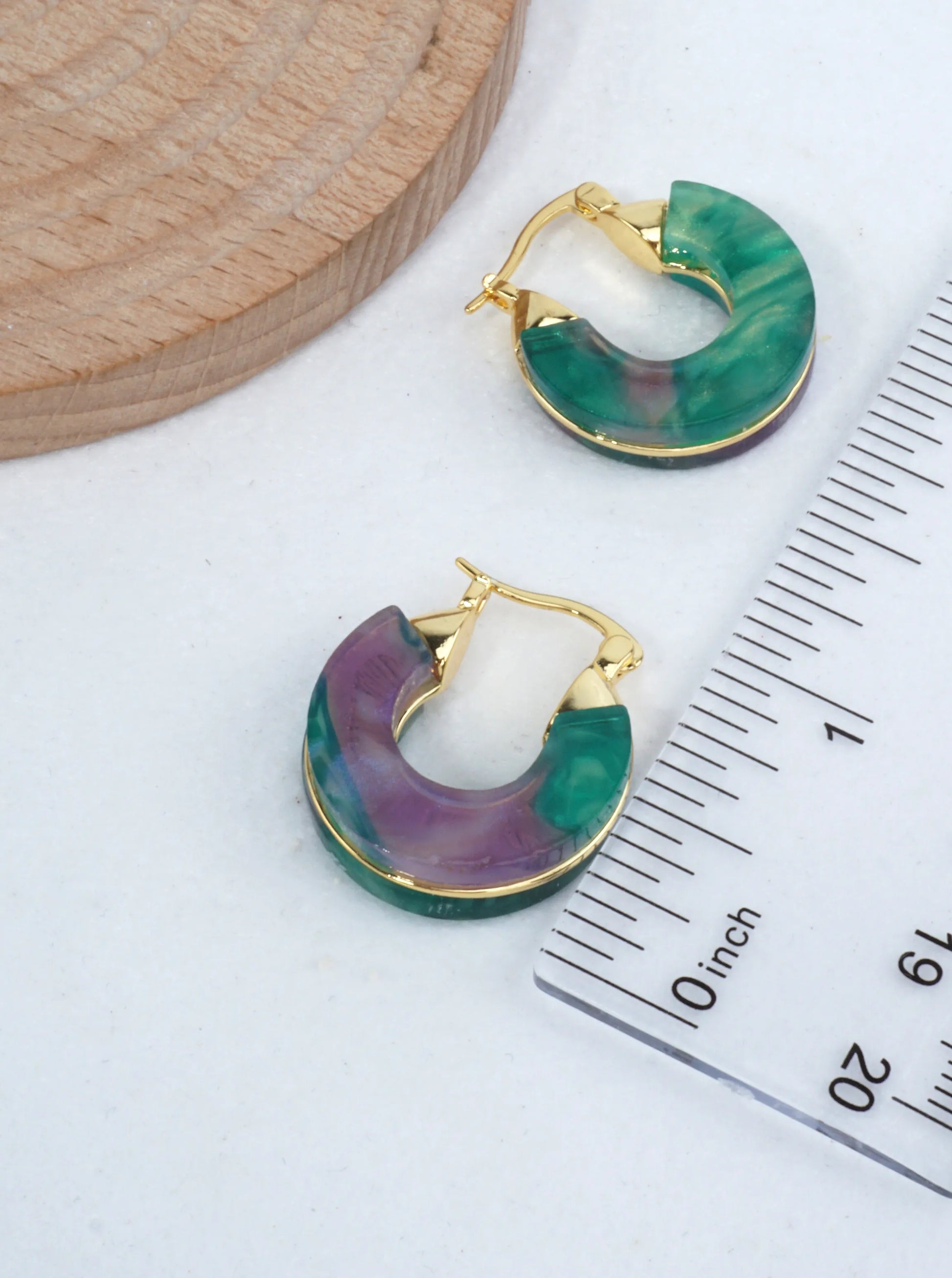 14K-Gold-Dipped-Marbled-Resin-Huggie-Earrings-151-DE1672-GDGRN-1-ICJSVF12060726K0309.jpg