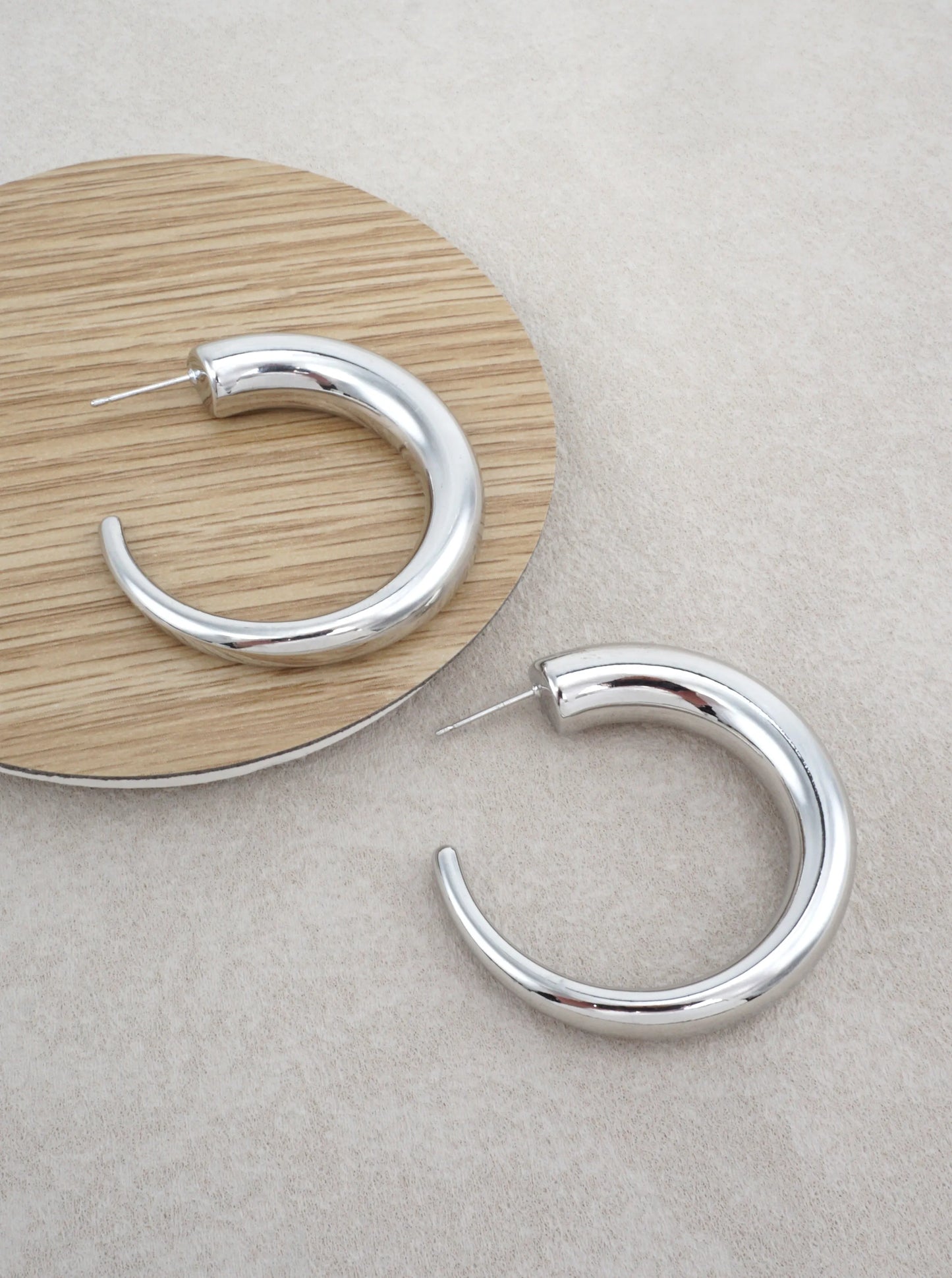 14K-Gold-Dipped-Modern-Large-Brass-Hoop-Earrings-151-DE1560-RH-0-JR5HEL13061326K0222.jpg