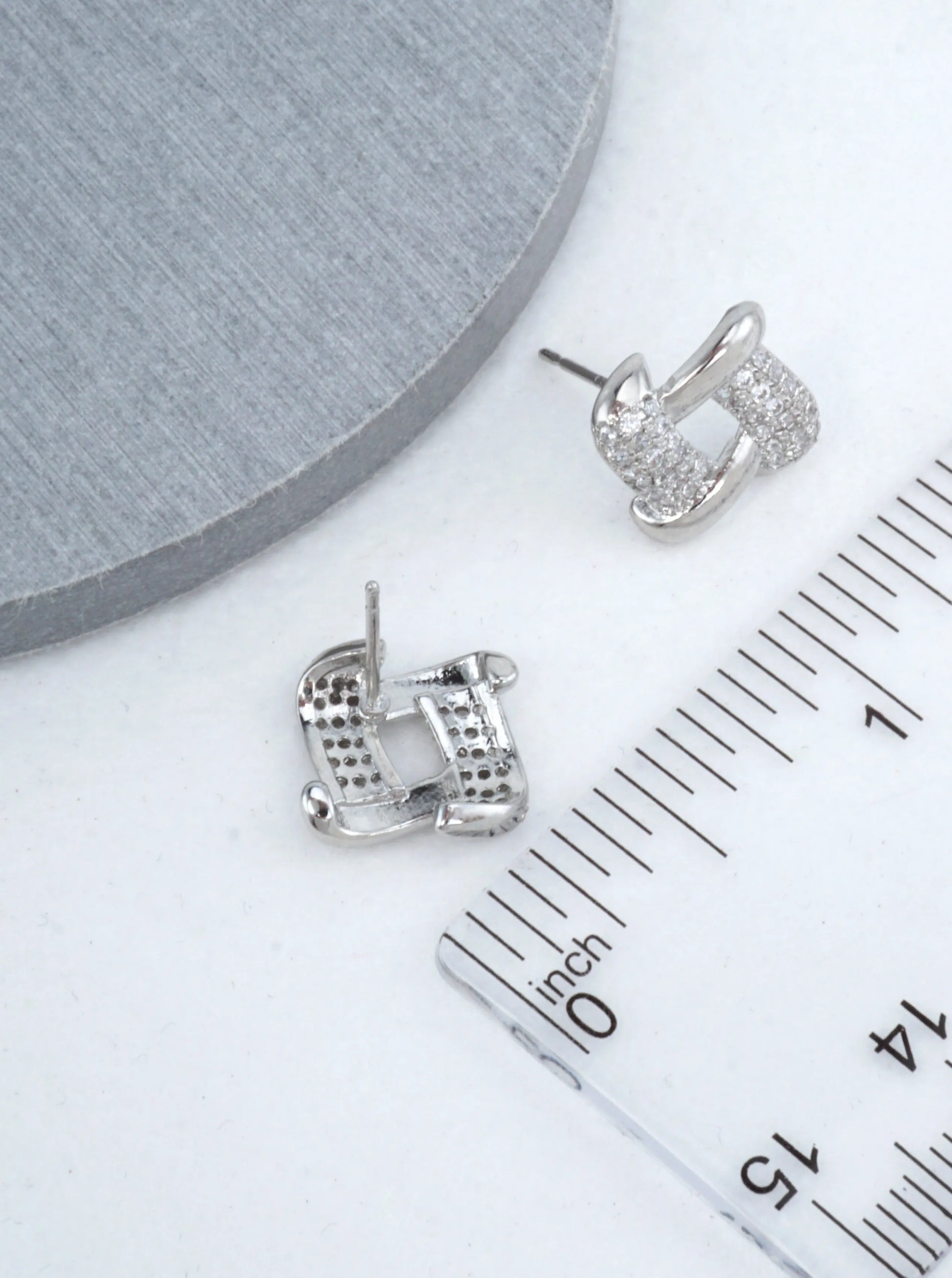 14K-Gold-Dipped-Pave-Interlocking-Link-Earrings-151-DE1684-RHCRY-1-UEHGPM12060726K0311.jpg