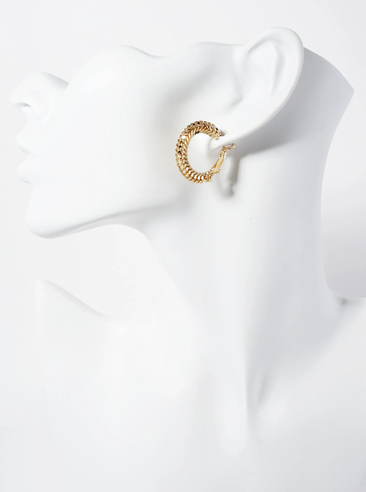 14K-Gold-Dipped Polished 25mm Chain-design Latch-Back Hoop Earrings