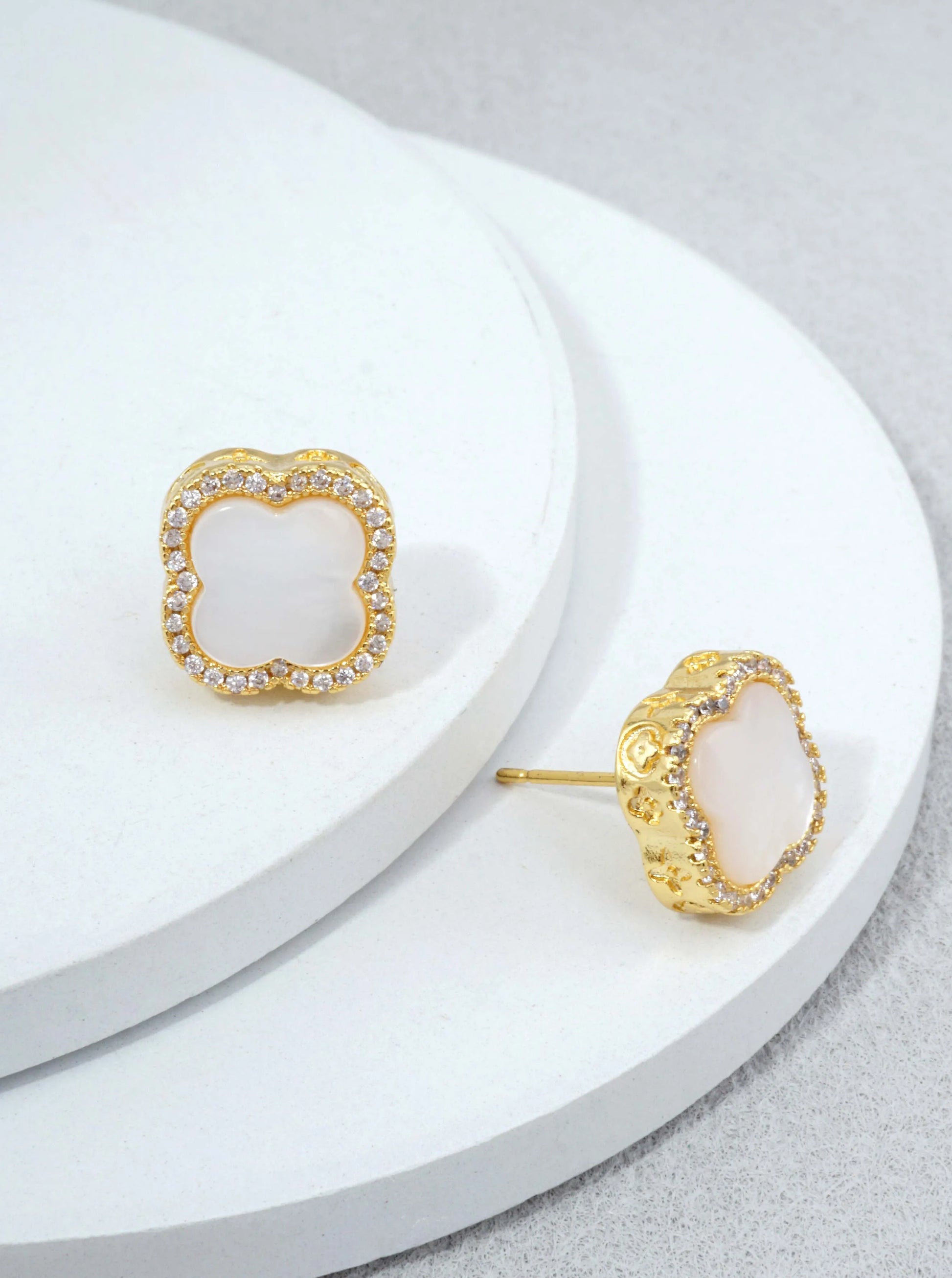 14K-Gold-Dipped-Quatrefoil-Stud-Earring-With-CZ-151-DE1652-GDWHT-0-SFZ7WN23065826K0405.jpg