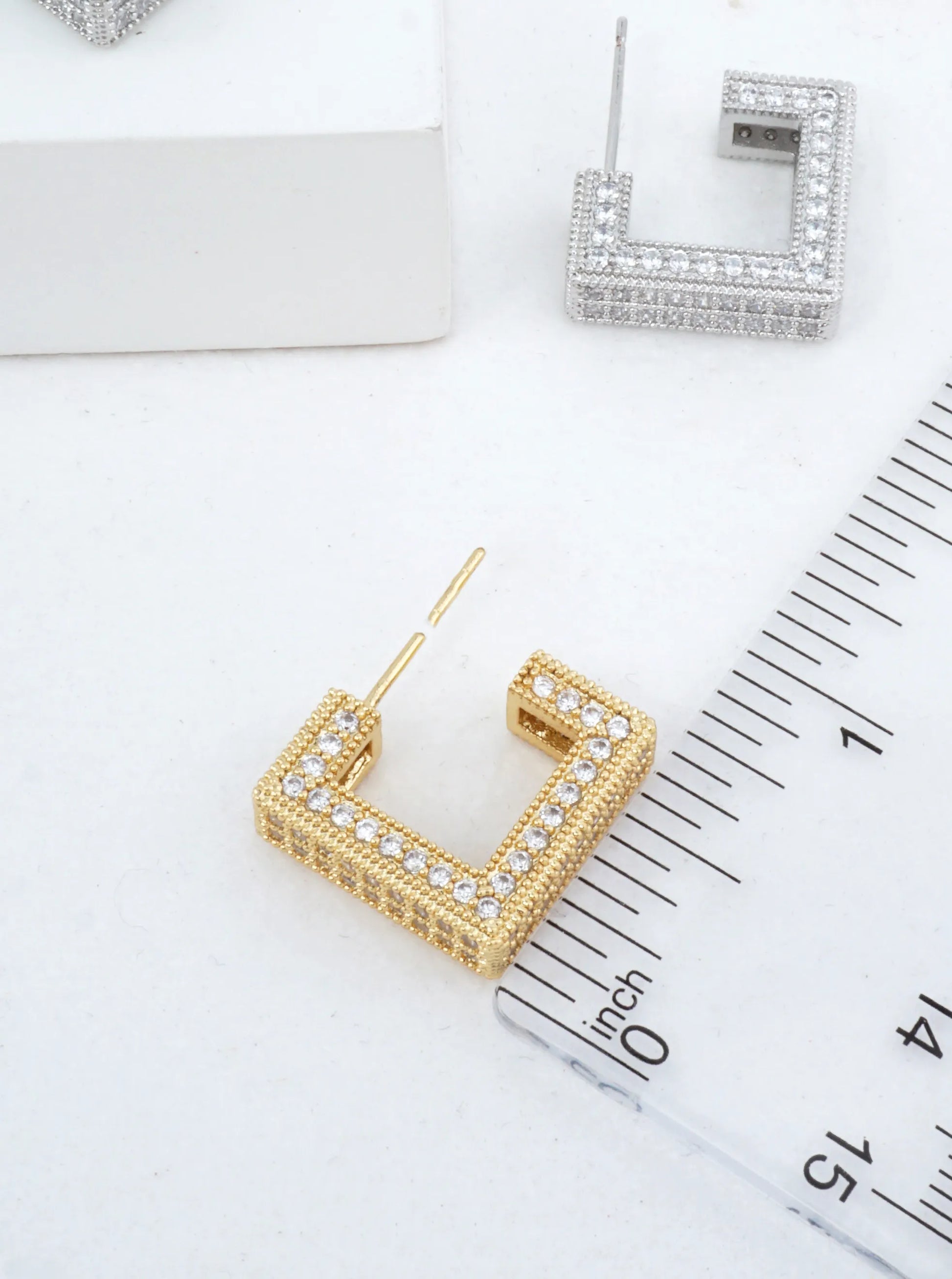 14K-Gold-Dipped-Square-CZ-Hoop-Earrings-151-DE1596-GDCRY-2-6FWLOY17064426K0933.jpg